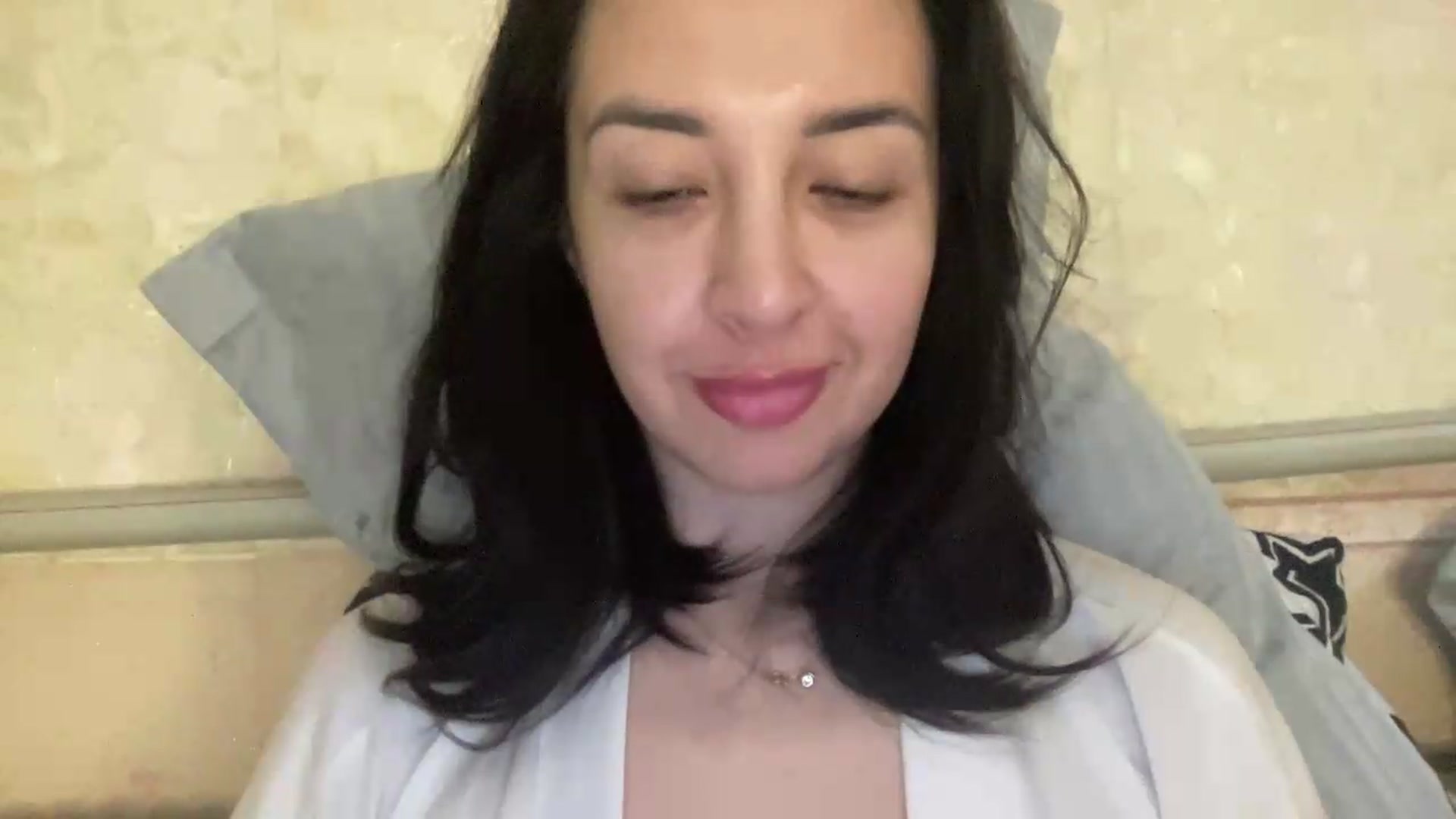 Gallery image thumbnail from LyraSable's myfreecams stream on, 08/15/2026, 11:04 image 16 of 20