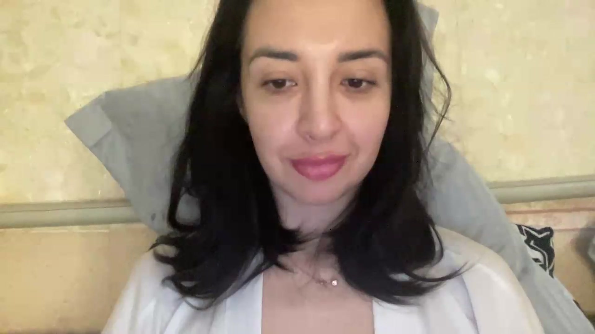 Gallery image thumbnail from LyraSable's myfreecams stream on, 08/15/2026, 11:04 image 15 of 20