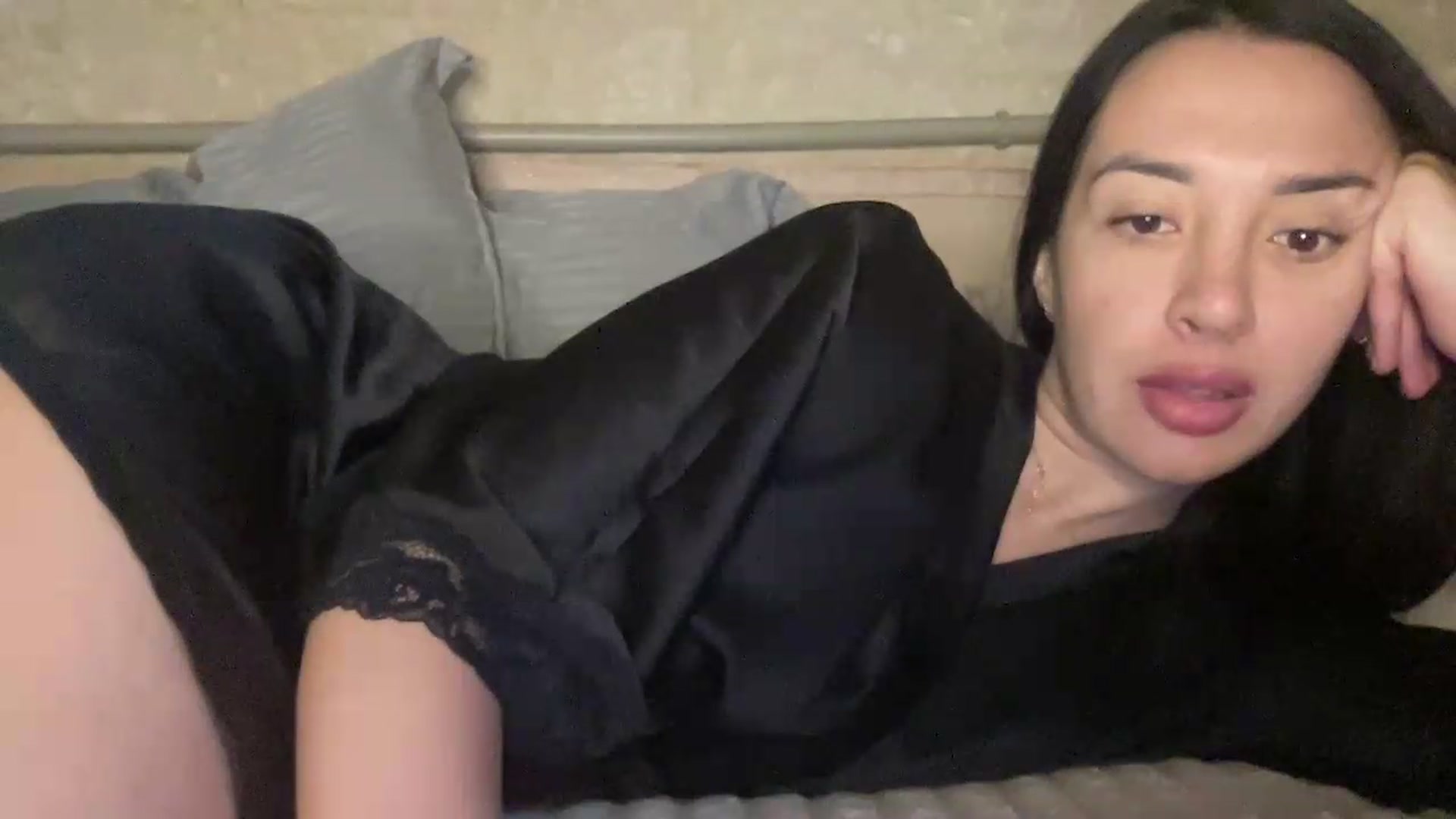 Gallery image thumbnail from LyraSable's myfreecams stream on, 08/19/2026, 09:44 image 2 of 20