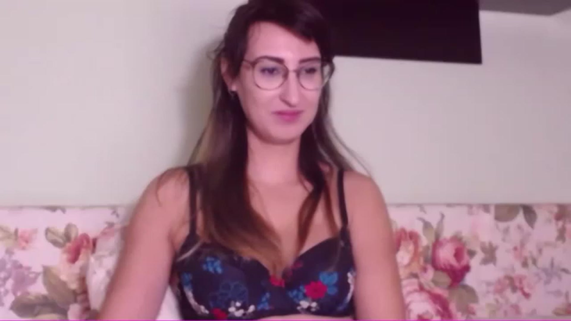 Gallery image thumbnail from LysAddiction's myfreecams stream on, 11/14/2022, 16:36 image 16 of 20