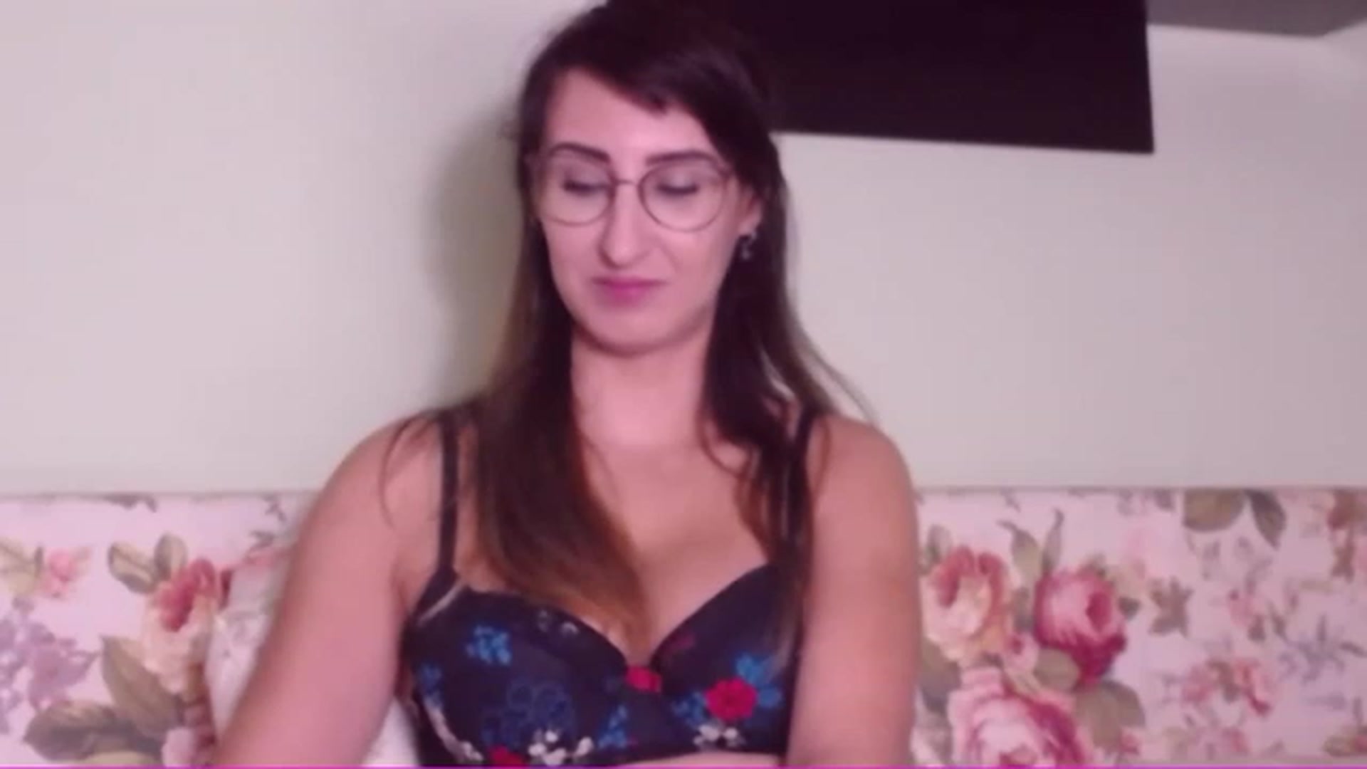 Gallery image thumbnail from LysAddiction's myfreecams stream on, 11/14/2022, 16:36 image 15 of 20