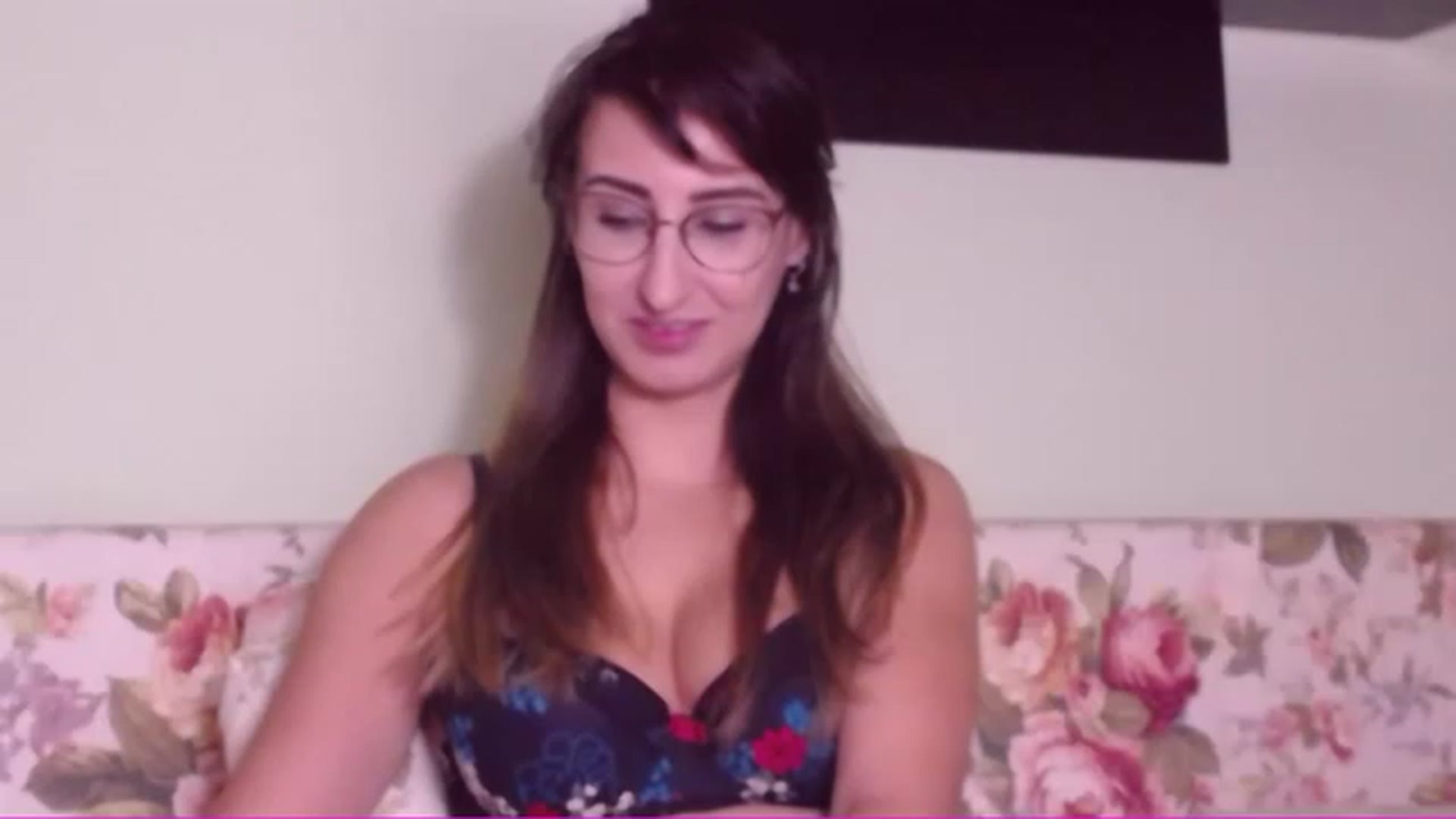 Gallery image thumbnail from LysAddiction's myfreecams stream on, 11/14/2022, 16:36 image 17 of 20