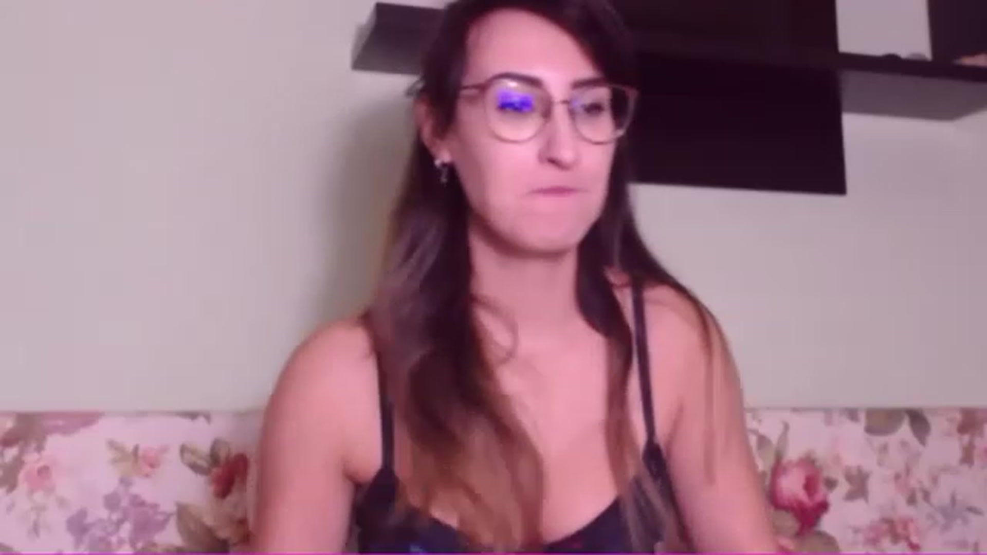 Gallery image thumbnail from LysAddiction's myfreecams stream on, 11/14/2022, 16:36 image 6 of 20