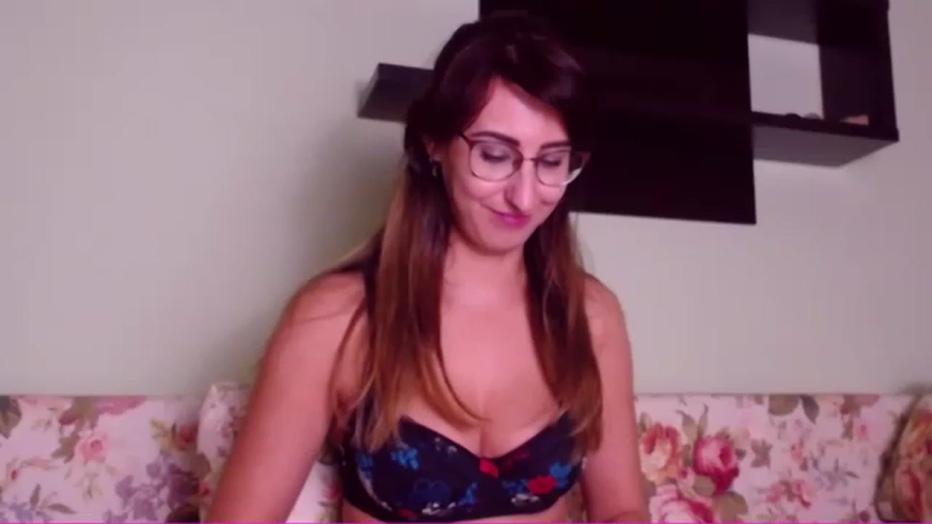 Gallery image thumbnail from LysAddiction's myfreecams stream on, 11/14/2022, 19:14 image 10 of 20