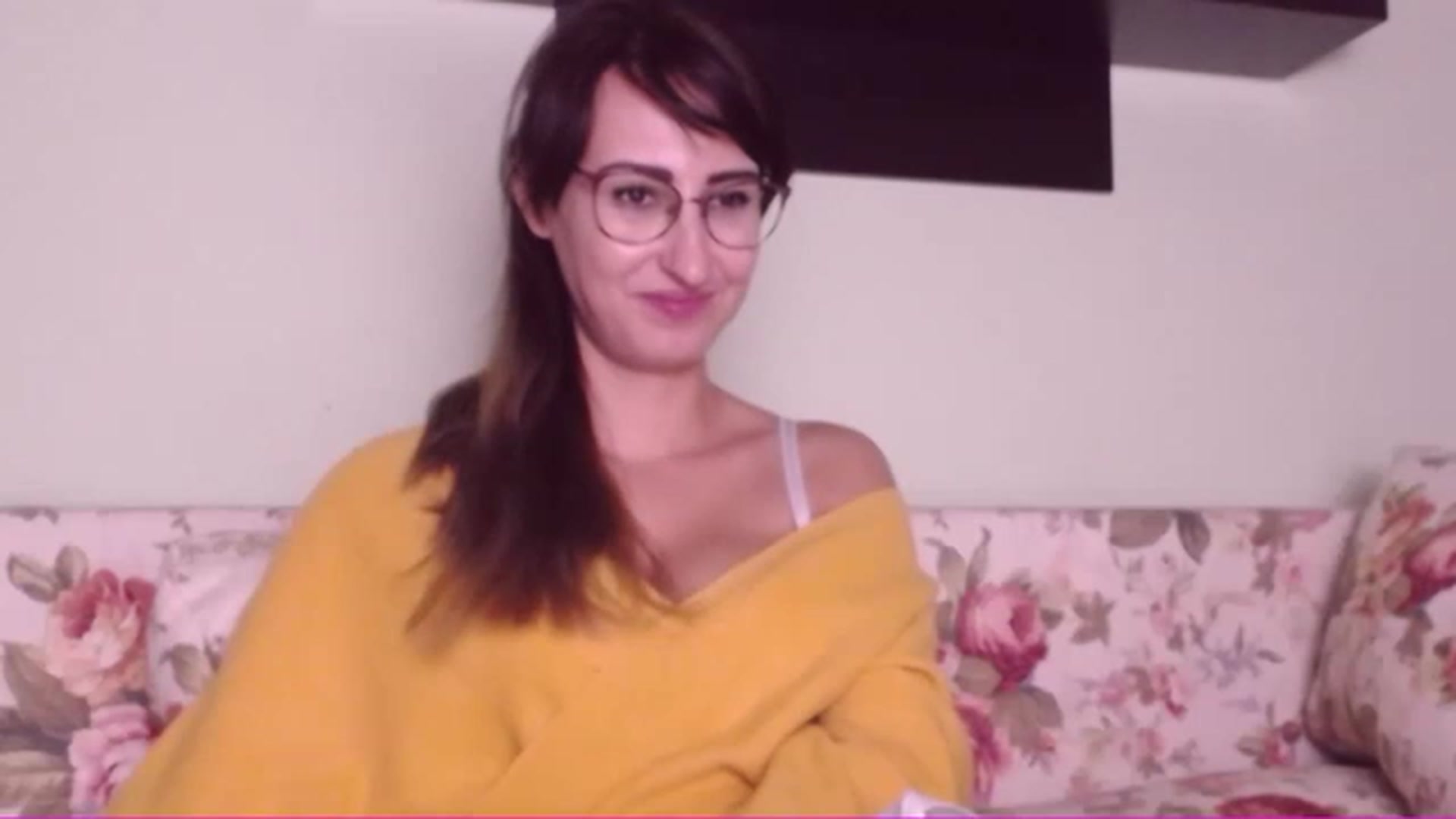 Gallery image thumbnail from LysAddiction's myfreecams stream on, 11/22/2022, 17:05 image 18 of 20