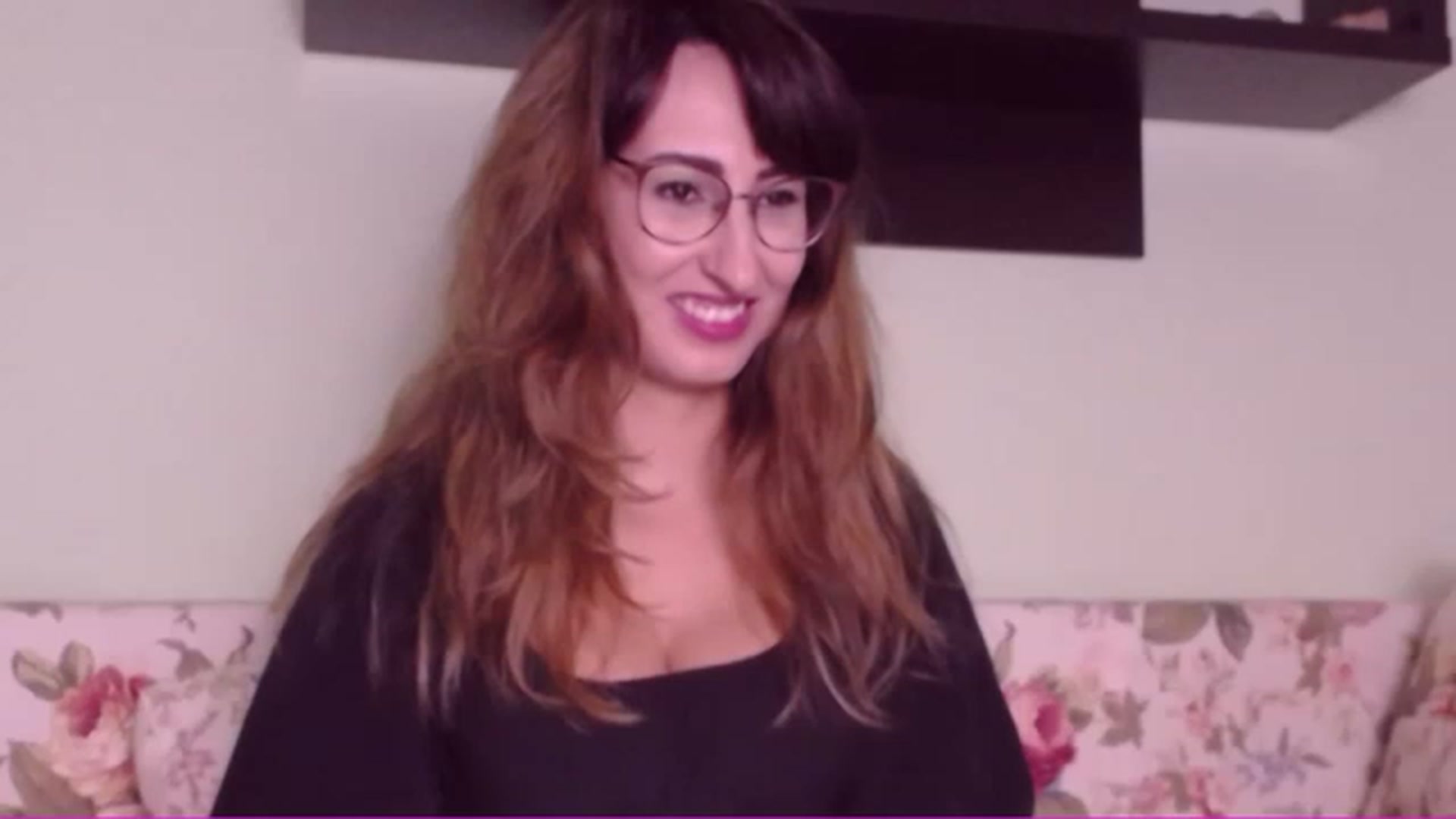 Gallery image thumbnail from LysAddiction's myfreecams stream on, 11/25/2022, 12:35 image 18 of 20