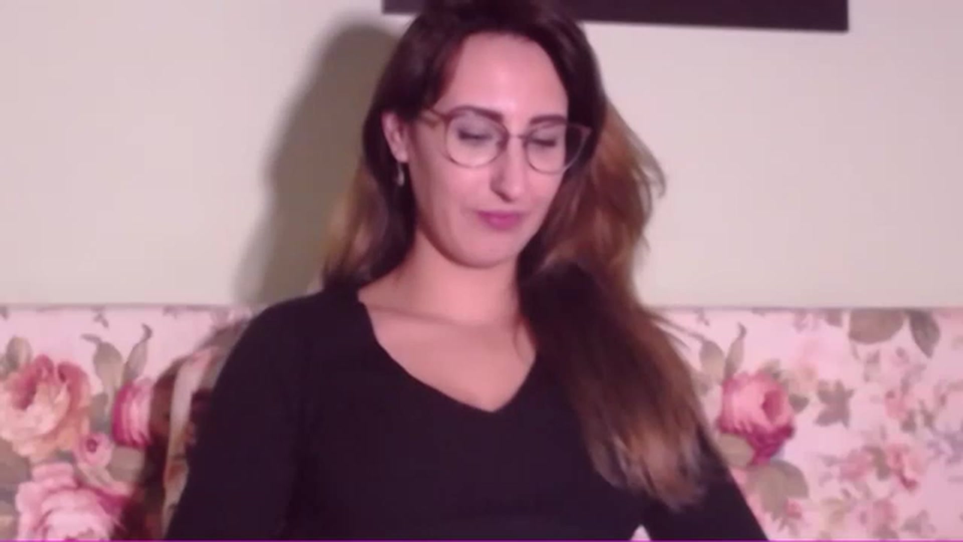 Gallery image thumbnail from LysAddiction's myfreecams stream on, 11/29/2022, 12:32 image 13 of 20