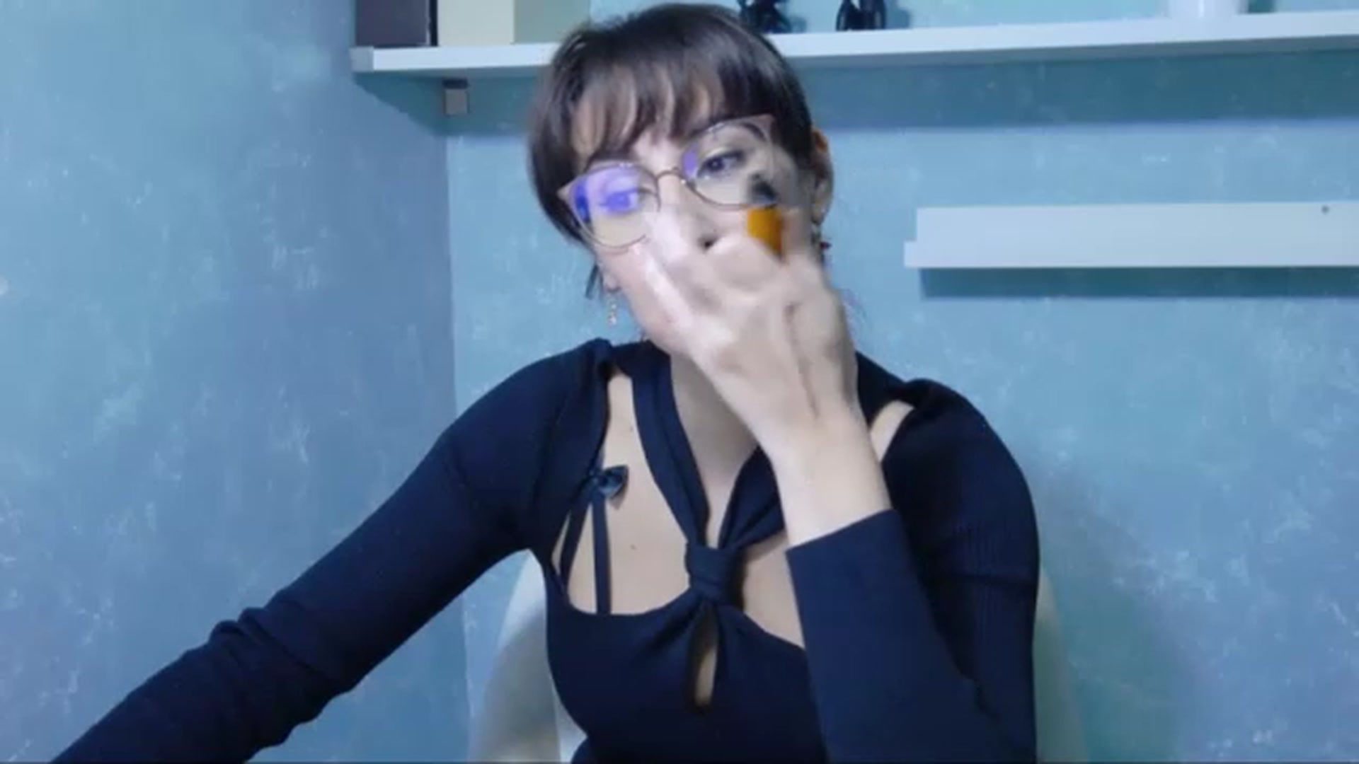 Gallery image thumbnail from LysAddiction's myfreecams stream on, 12/15/2022, 16:38 image 19 of 20