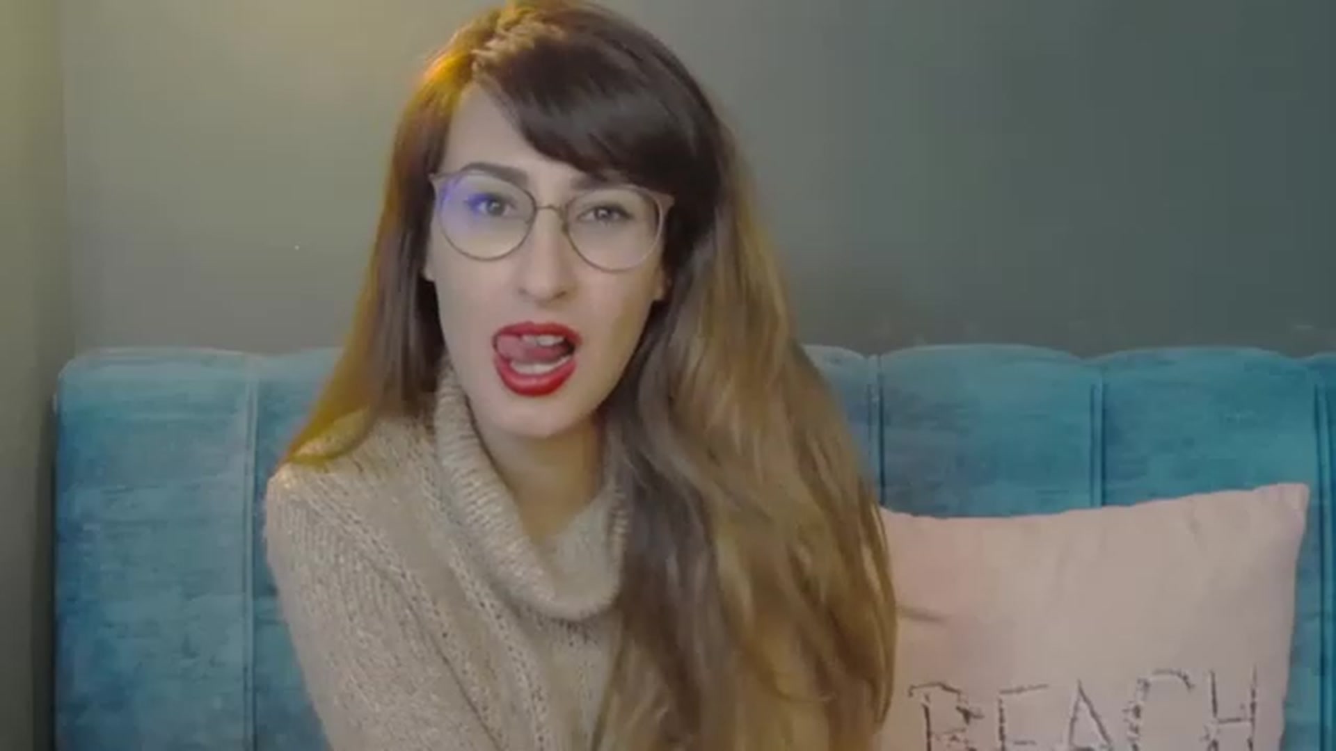 Gallery image thumbnail from LysAddiction's myfreecams stream on, 12/23/2022, 18:13 image 16 of 20