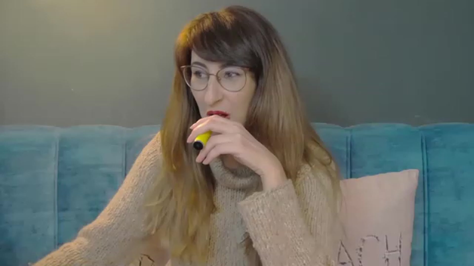 Gallery image thumbnail from LysAddiction's myfreecams stream on, 12/23/2022, 18:13 image 8 of 20