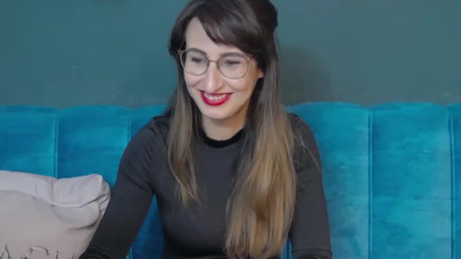 Gallery image thumbnail from LysAddiction's myfreecams stream on, 12/24/2022, 19:04 image 2 of 20