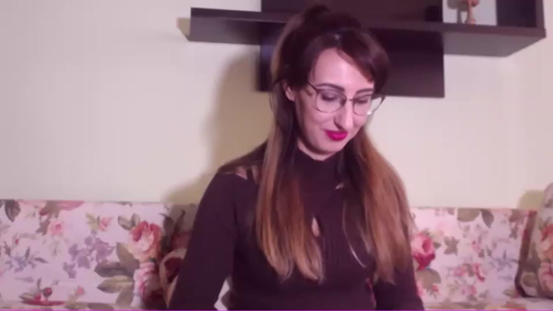 Gallery image thumbnail from LysAddiction's myfreecams stream on, 12/27/2022, 10:26 image 16 of 20