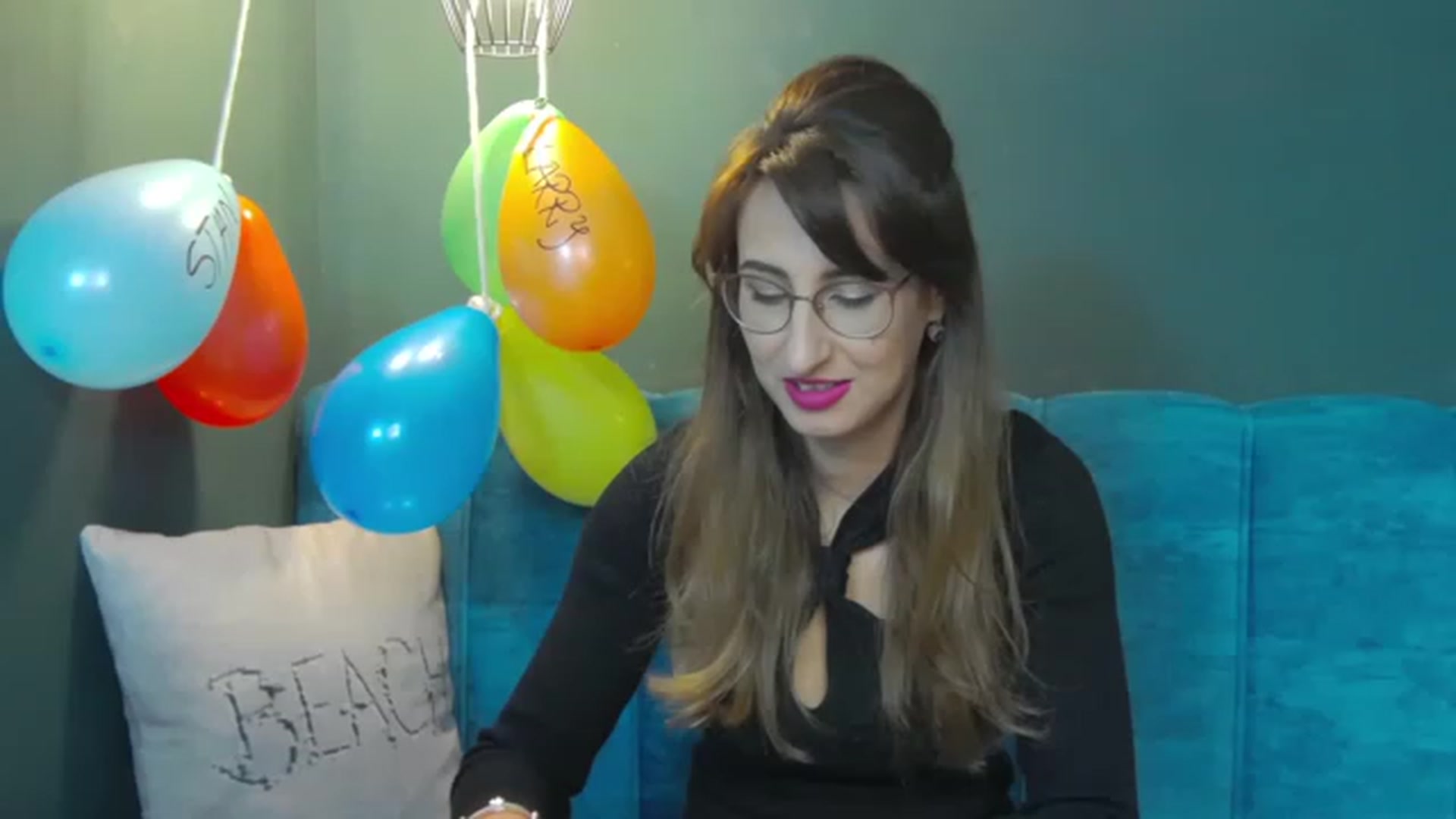 Gallery image thumbnail from LysAddiction's myfreecams stream on, 12/30/2022, 17:22 image 4 of 20
