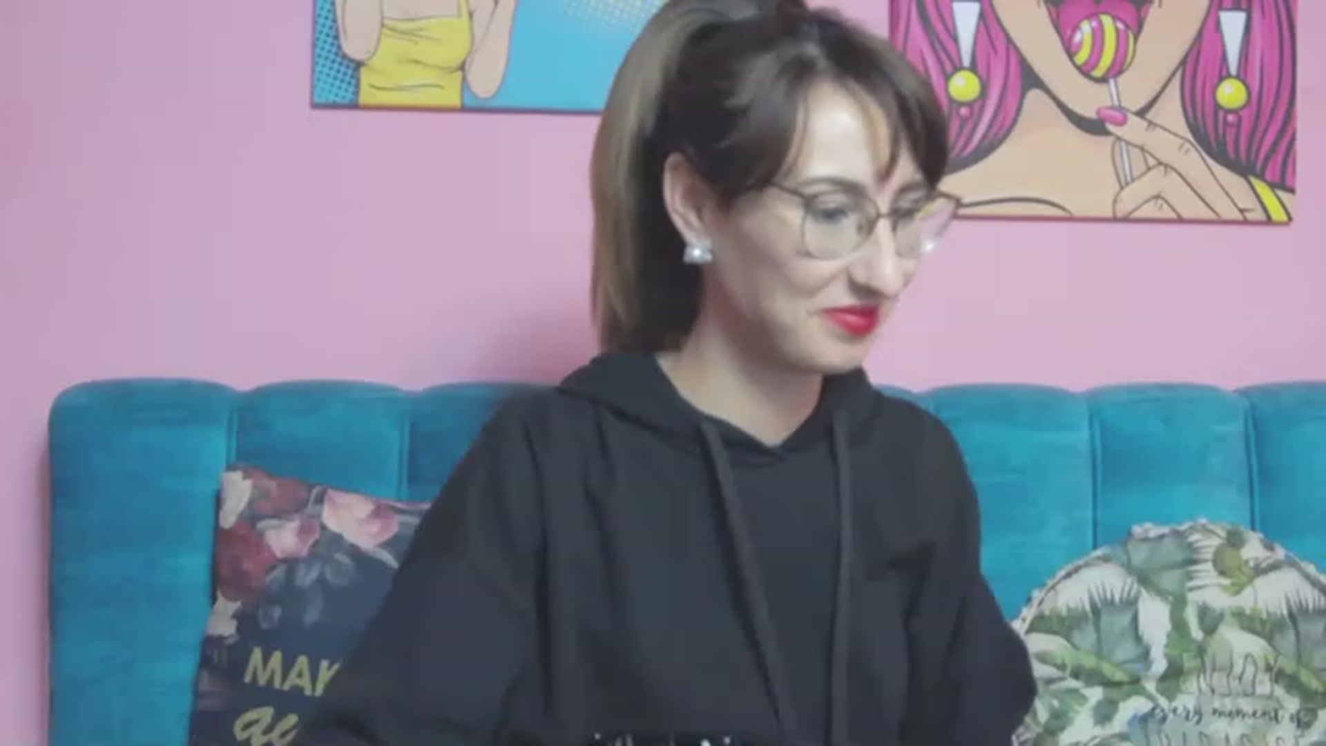 Gallery image thumbnail from LysAddiction's myfreecams stream on, 01/02/2023, 18:40 image 7 of 20