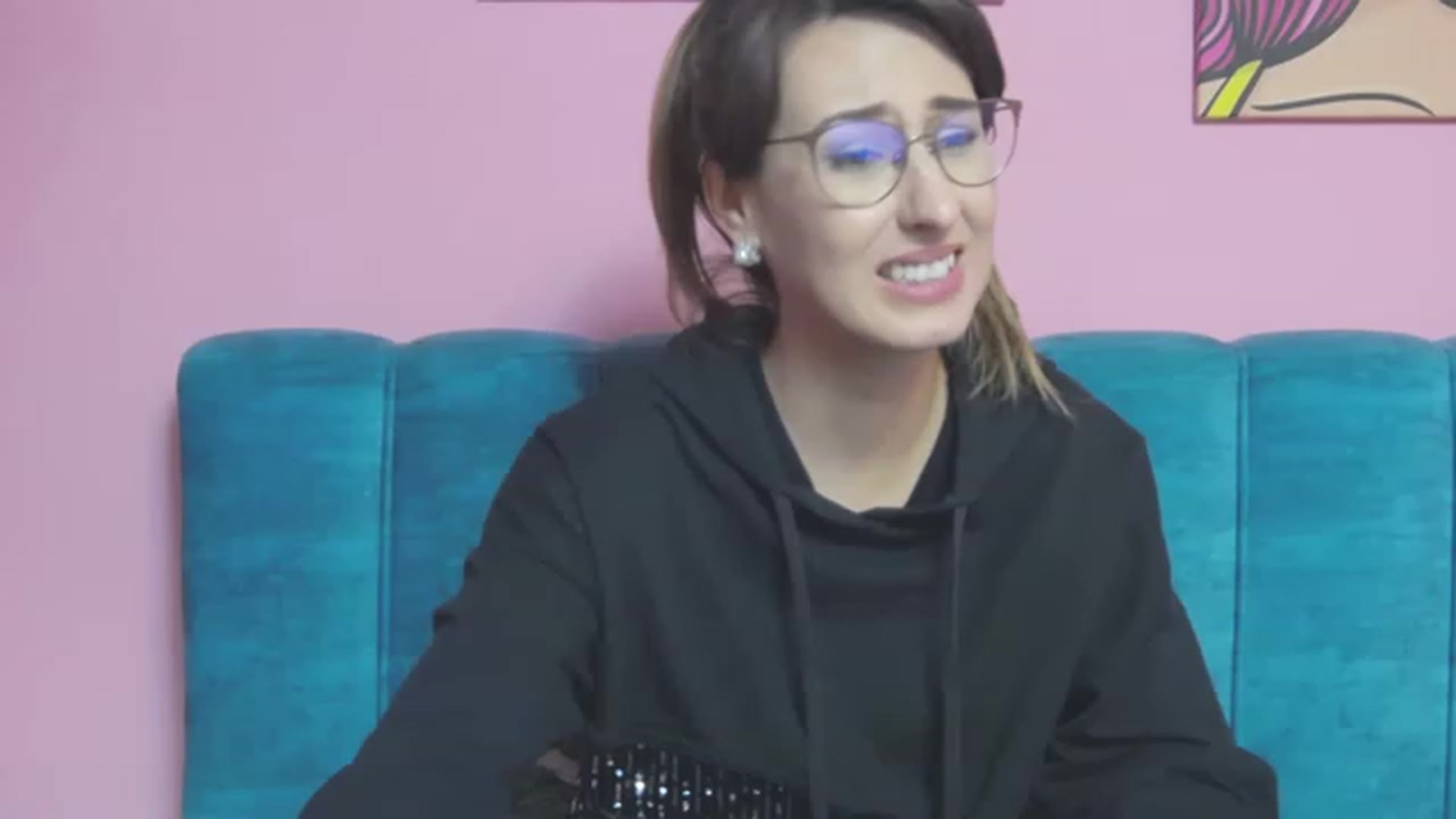 Gallery image thumbnail from LysAddiction's myfreecams stream on, 01/02/2023, 20:00 image 19 of 20