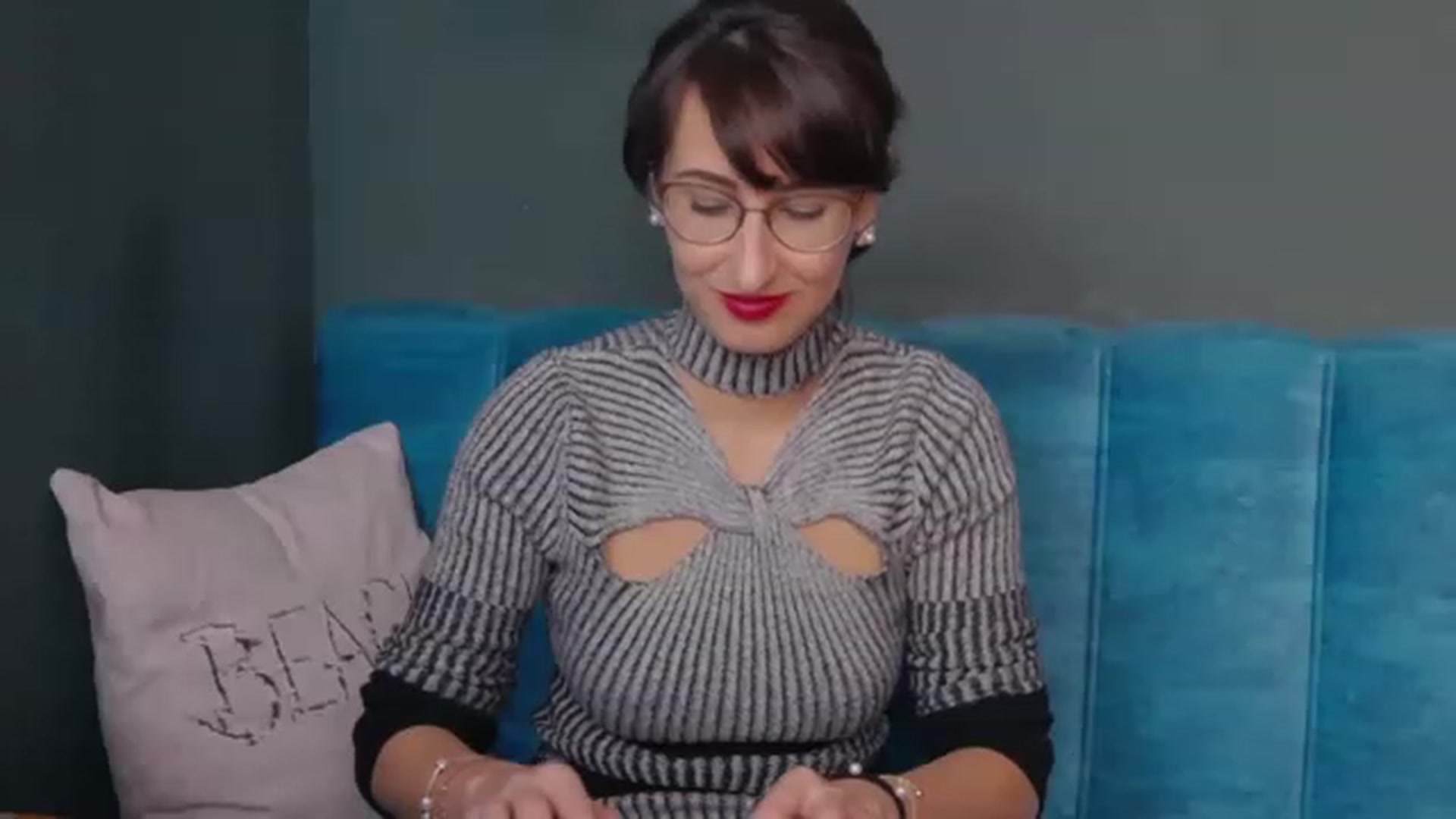 Gallery image thumbnail from LysAddiction's myfreecams stream on, 01/03/2023, 17:05 image 4 of 20