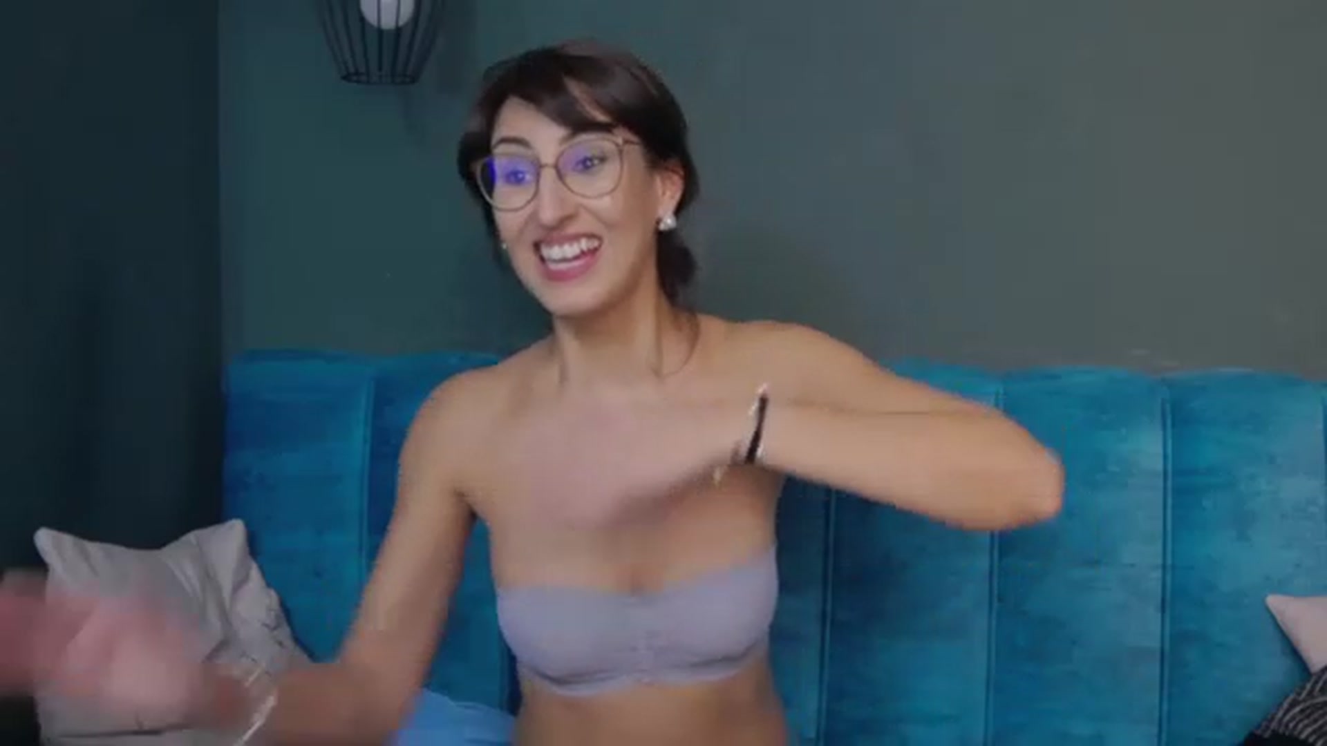 Gallery image thumbnail from LysAddiction's myfreecams stream on, 01/03/2023, 20:06 image 20 of 20
