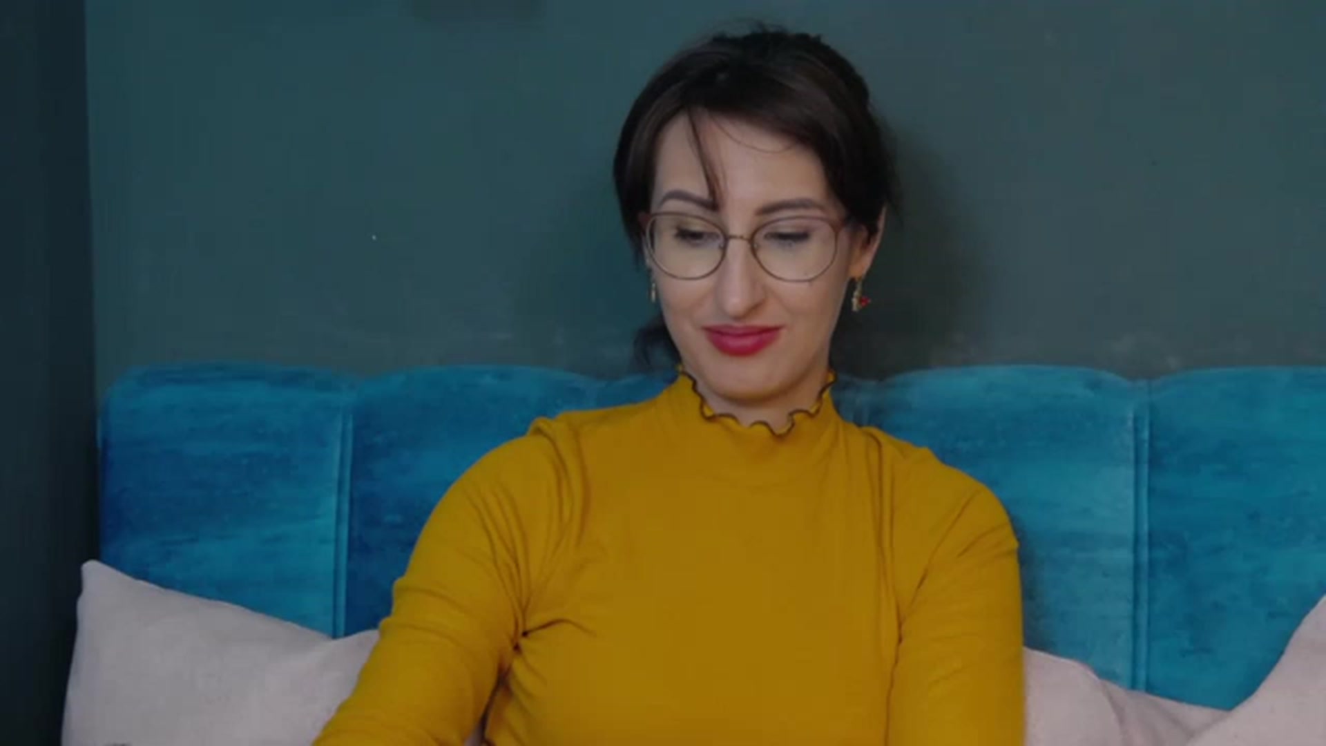 Gallery image thumbnail from LysAddiction's myfreecams stream on, 01/09/2023, 19:06 image 15 of 20
