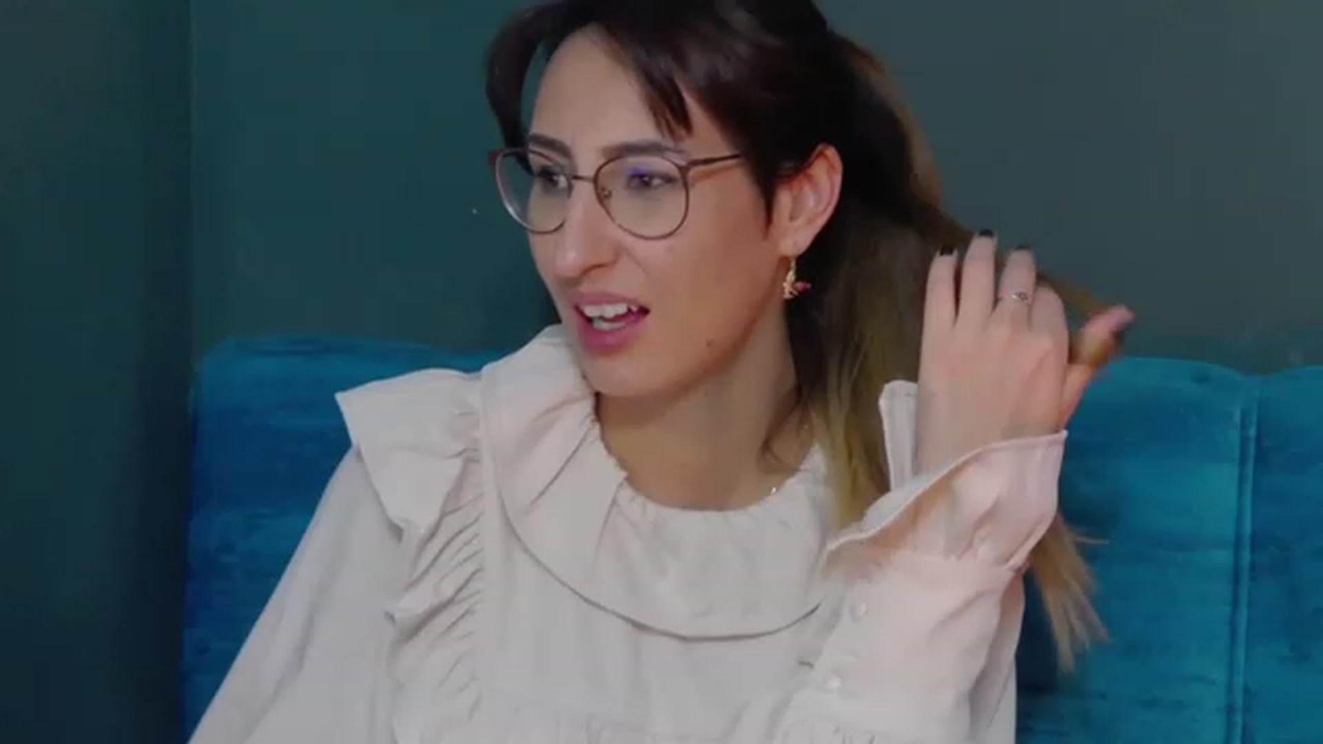 Gallery image thumbnail from LysAddiction's myfreecams stream on, 02/01/2023, 20:21 image 19 of 20