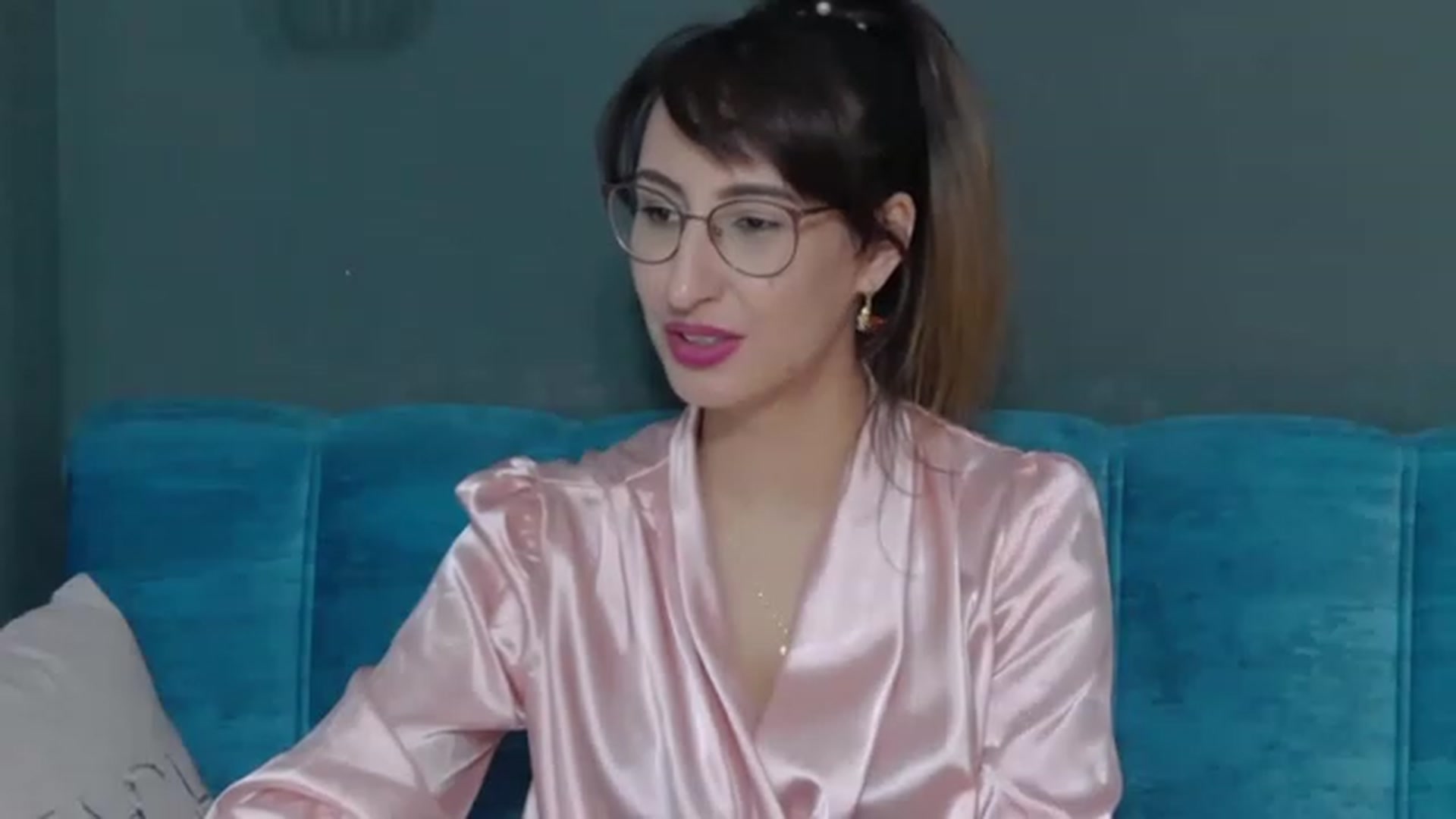 Gallery image thumbnail from LysAddiction's myfreecams stream on, 02/02/2023, 18:50 image 17 of 20