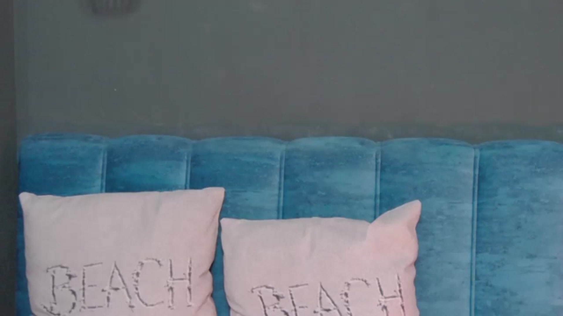 Gallery image thumbnail from LysAddiction's myfreecams stream on, 02/03/2023, 17:04 image 14 of 20