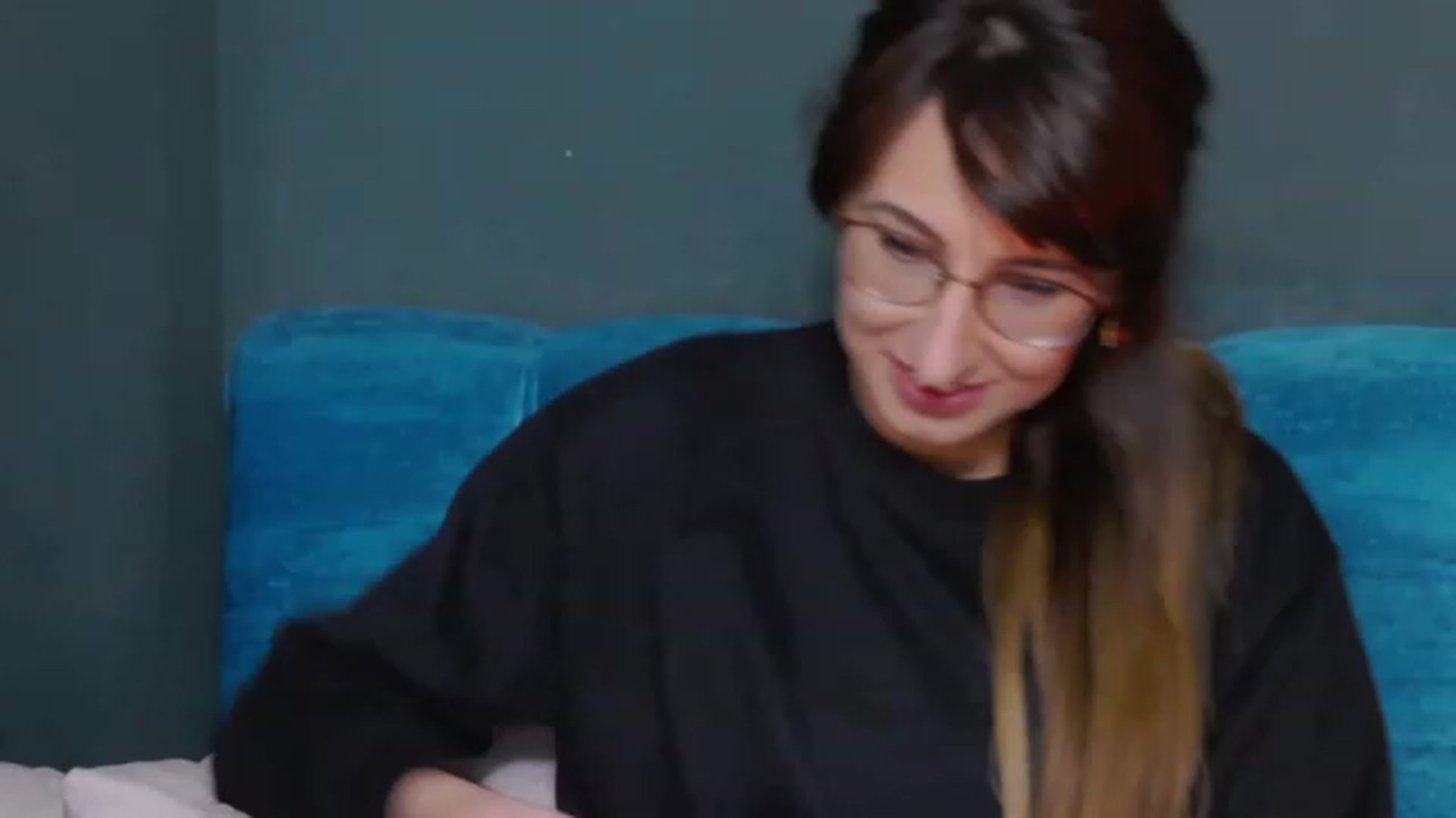 Gallery image thumbnail from LysAddiction's myfreecams stream on, 02/06/2023, 15:52 image 15 of 20