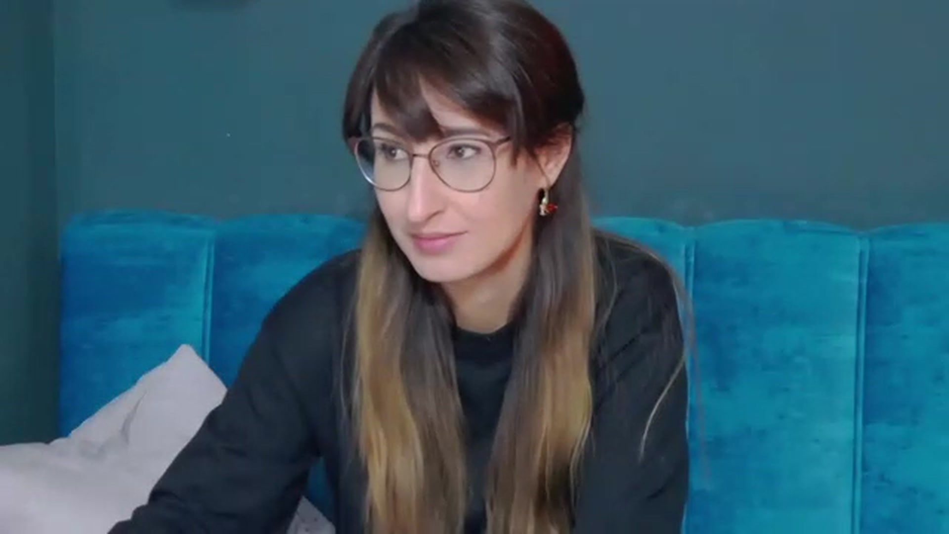 Gallery image thumbnail from LysAddiction's myfreecams stream on, 02/06/2023, 16:35 image 18 of 20