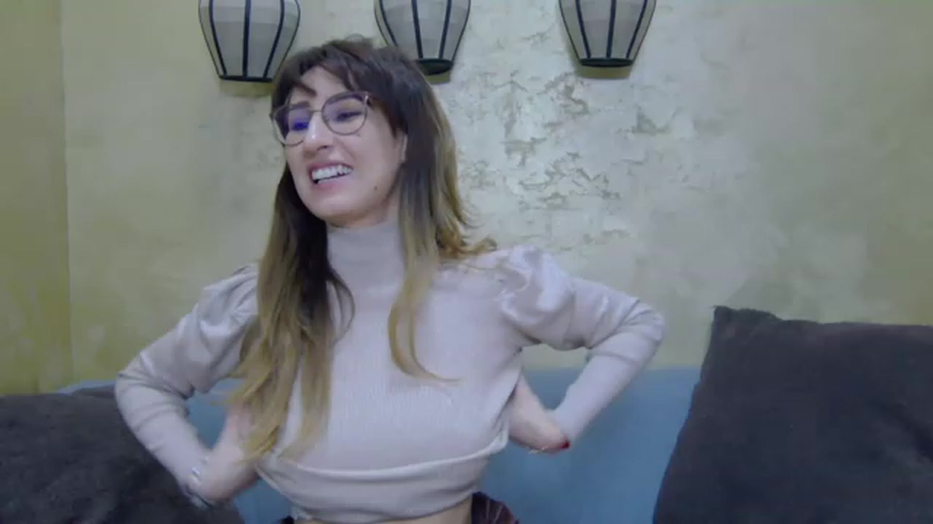 Gallery image thumbnail from LysAddiction's myfreecams stream on, 02/28/2023, 18:04 image 5 of 20