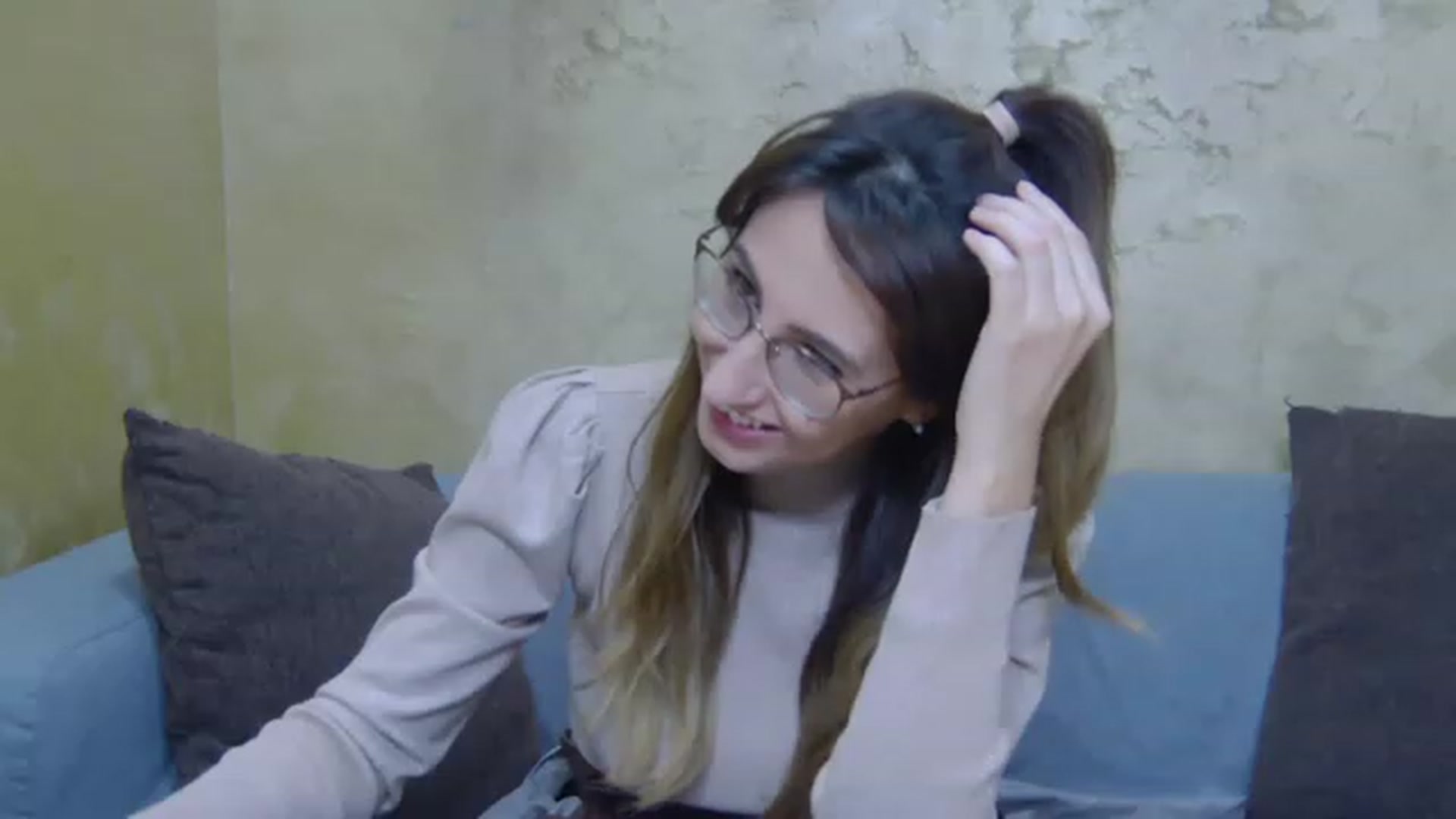 Gallery image thumbnail from LysAddiction's myfreecams stream on, 02/28/2023, 20:15 image 6 of 20