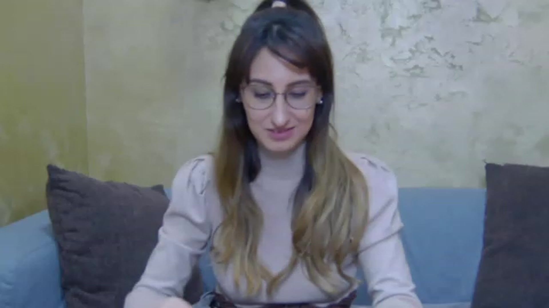 Gallery image thumbnail from LysAddiction's myfreecams stream on, 02/28/2023, 20:15 image 2 of 20