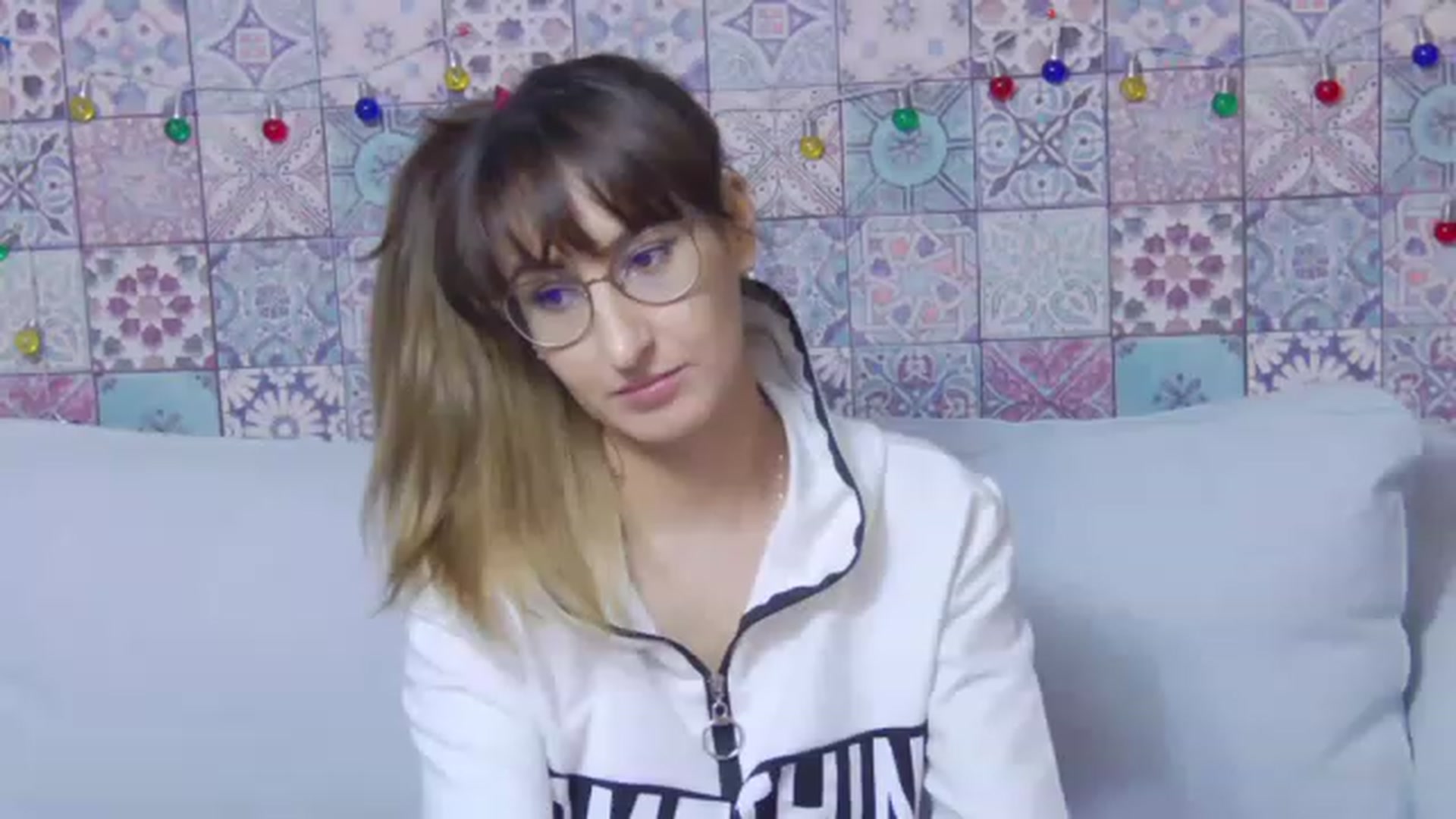 Gallery image thumbnail from LysAddiction's myfreecams stream on, 03/06/2023, 16:57 image 5 of 20