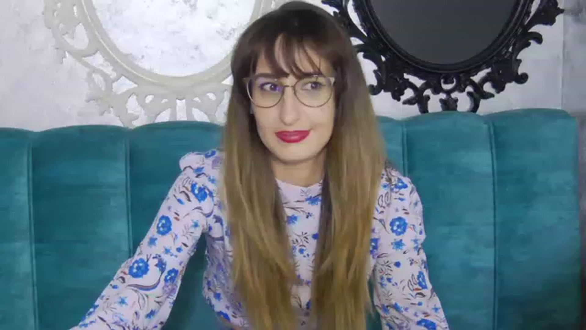 Gallery image thumbnail from LysAddiction's myfreecams stream on, 03/19/2023, 20:12 image 4 of 20