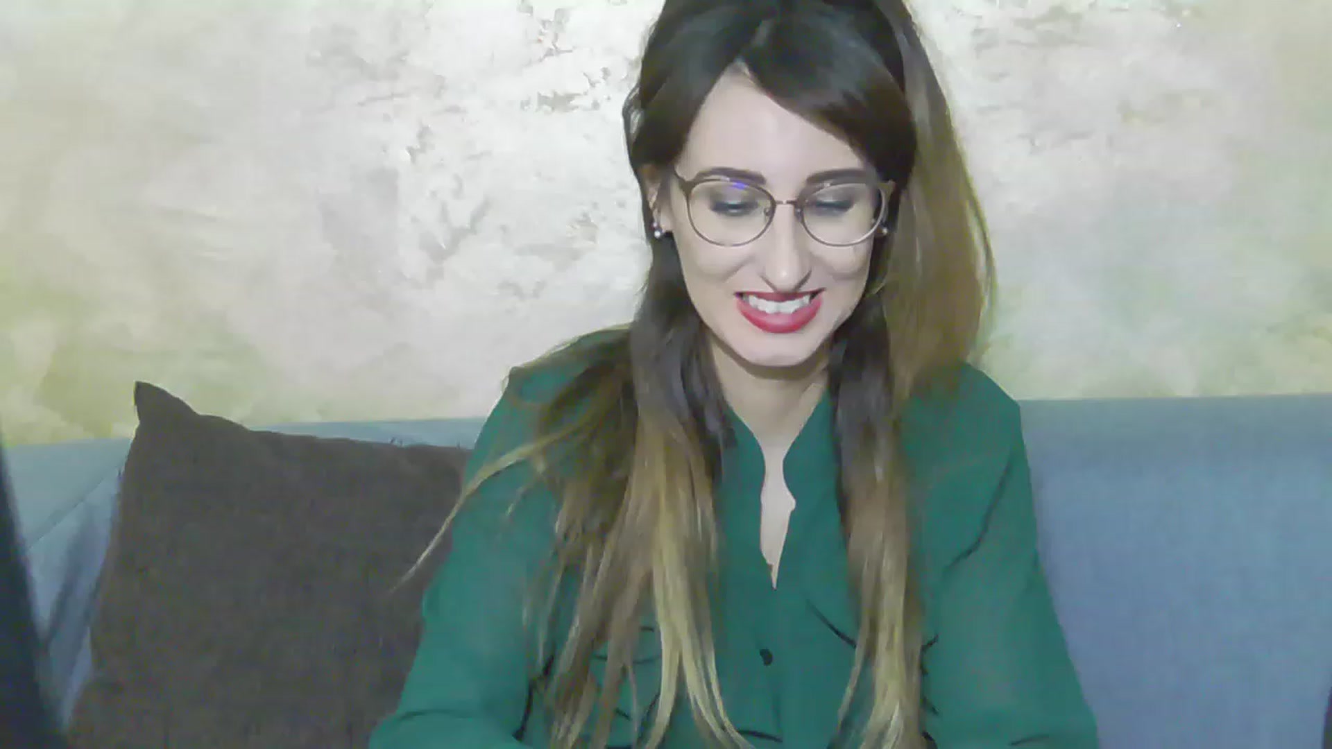 Gallery image thumbnail from LysAddiction's myfreecams stream on, 04/27/2023, 19:21 image 15 of 20