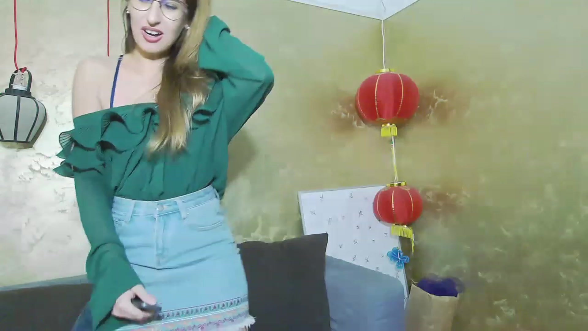 Gallery image thumbnail from LysAddiction's myfreecams stream on, 04/27/2023, 20:04 image 6 of 20