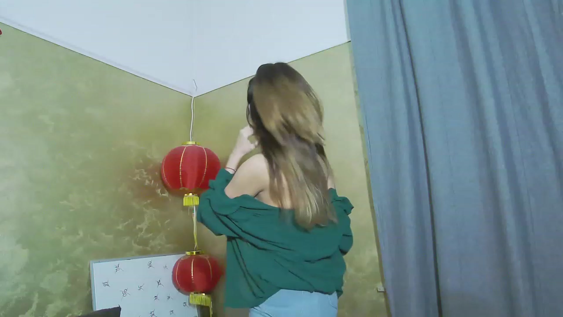 Gallery image thumbnail from LysAddiction's myfreecams stream on, 04/27/2023, 20:04 image 13 of 20
