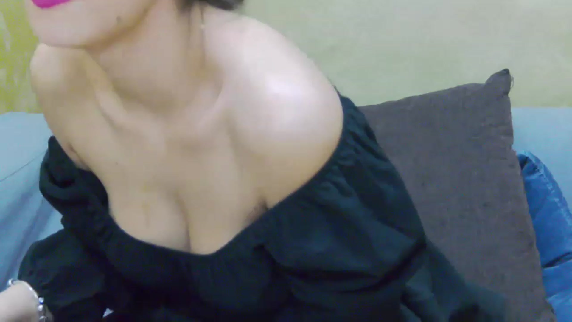 Gallery image thumbnail from LysAddiction's myfreecams stream on, 04/29/2023, 17:11 image 13 of 20