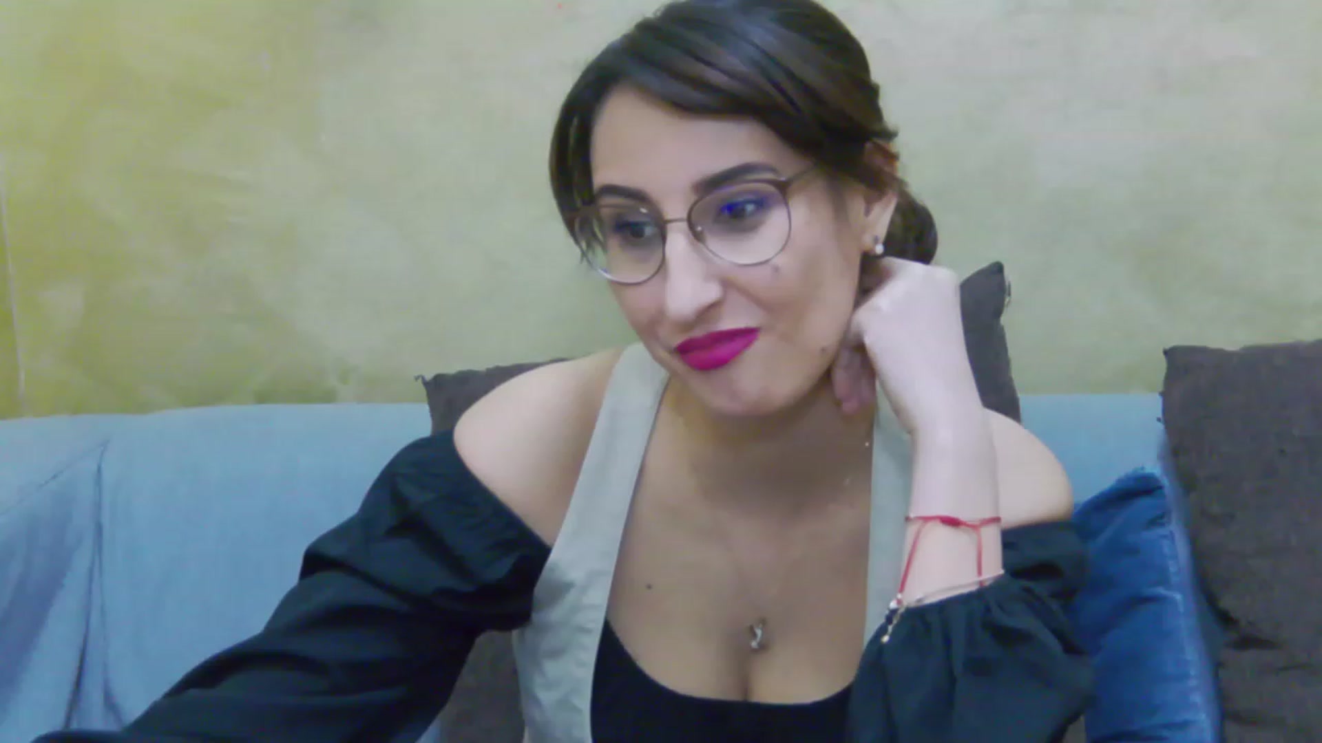 Gallery image thumbnail from LysAddiction's myfreecams stream on, 04/29/2023, 17:11 image 1 of 20
