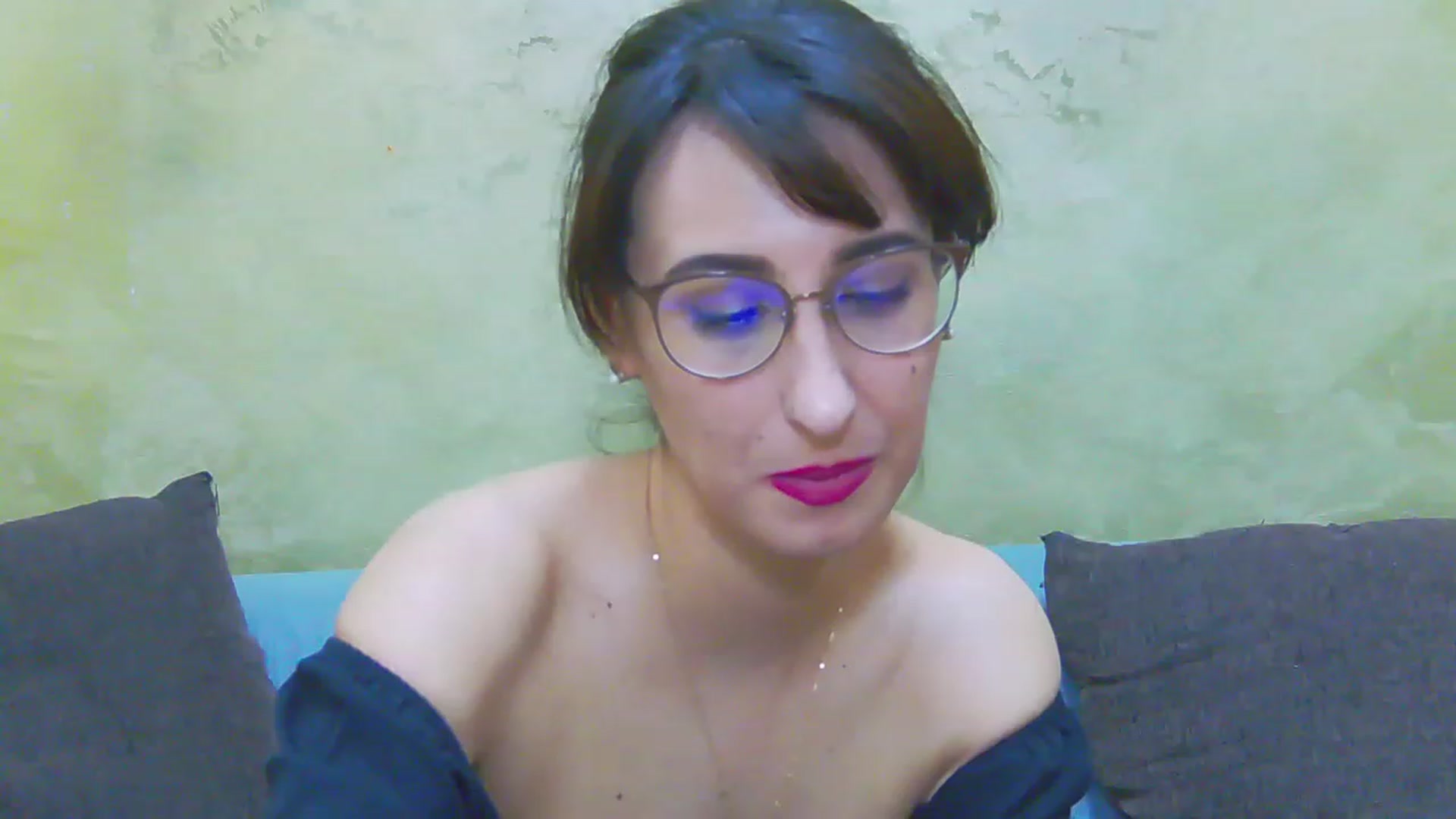 Gallery image thumbnail from LysAddiction's myfreecams stream on, 04/29/2023, 18:00 image 20 of 20