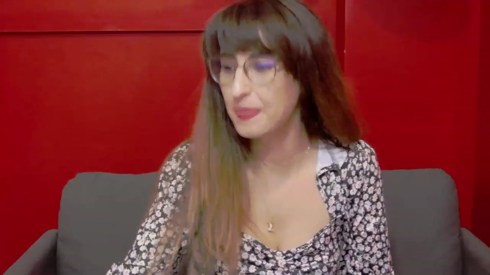Gallery image thumbnail from LysAddiction's myfreecams stream on, 05/01/2023, 18:39 image 8 of 20