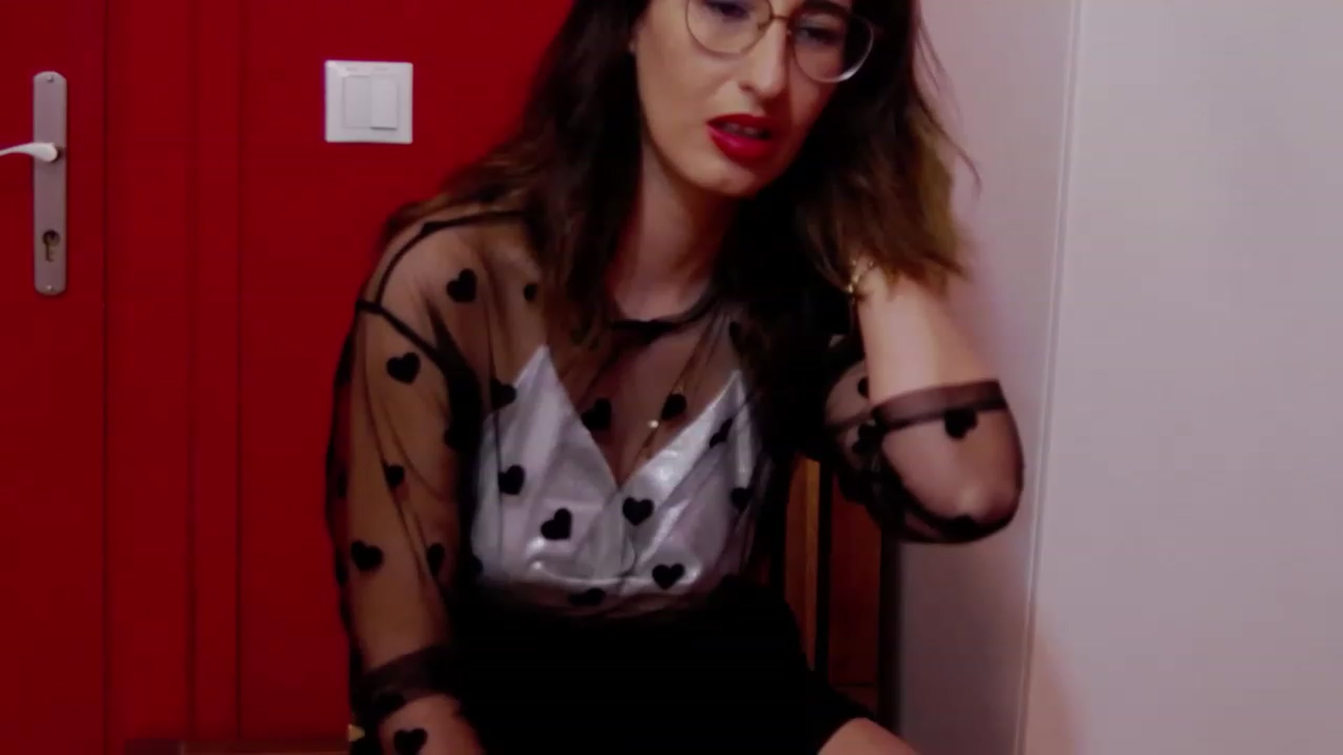 Gallery image thumbnail from LysAddiction's myfreecams stream on, 05/19/2023, 15:58 image 2 of 20