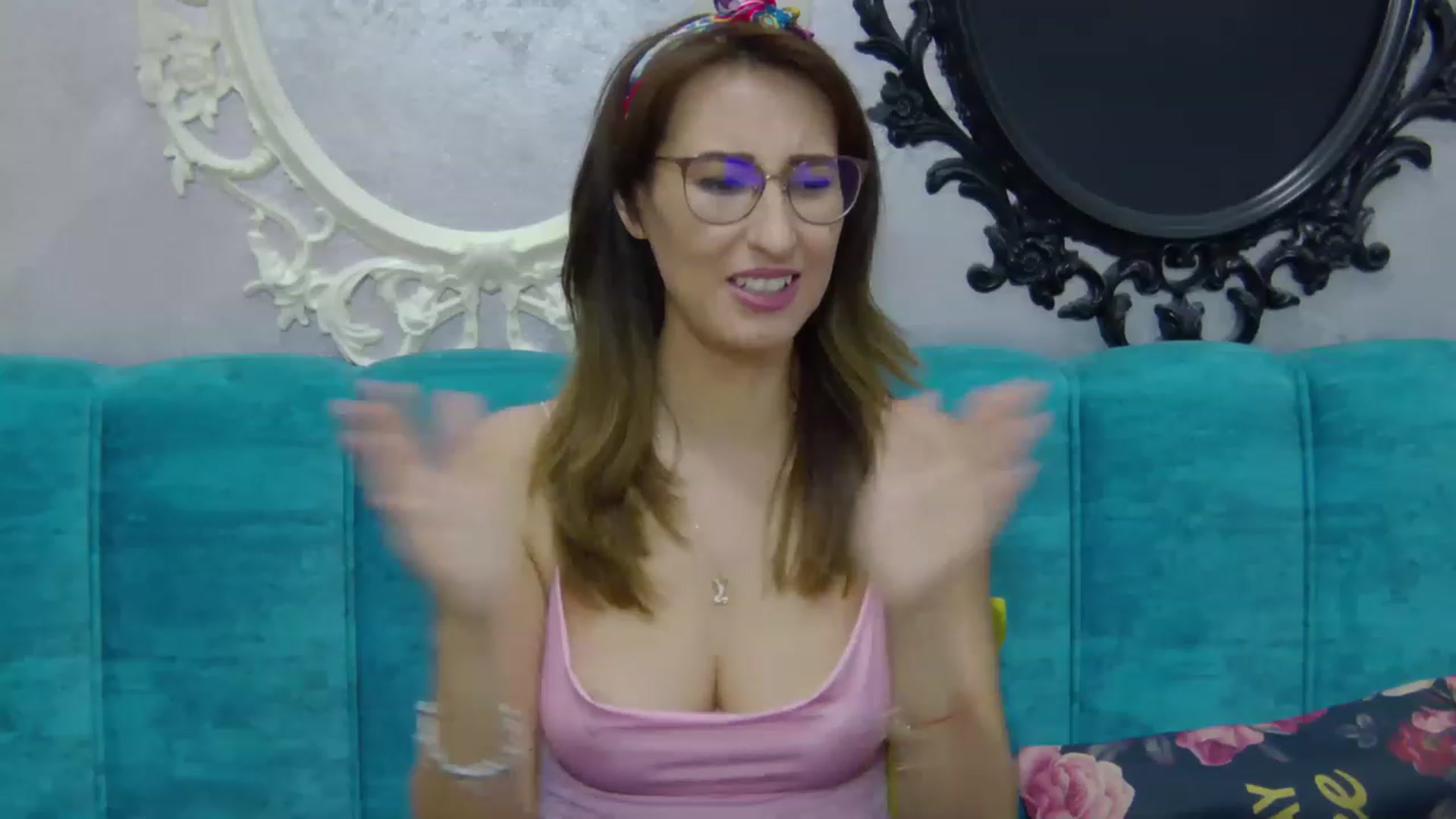 Gallery image thumbnail from LysAddiction's myfreecams stream on, 05/28/2023, 17:29 image 17 of 20
