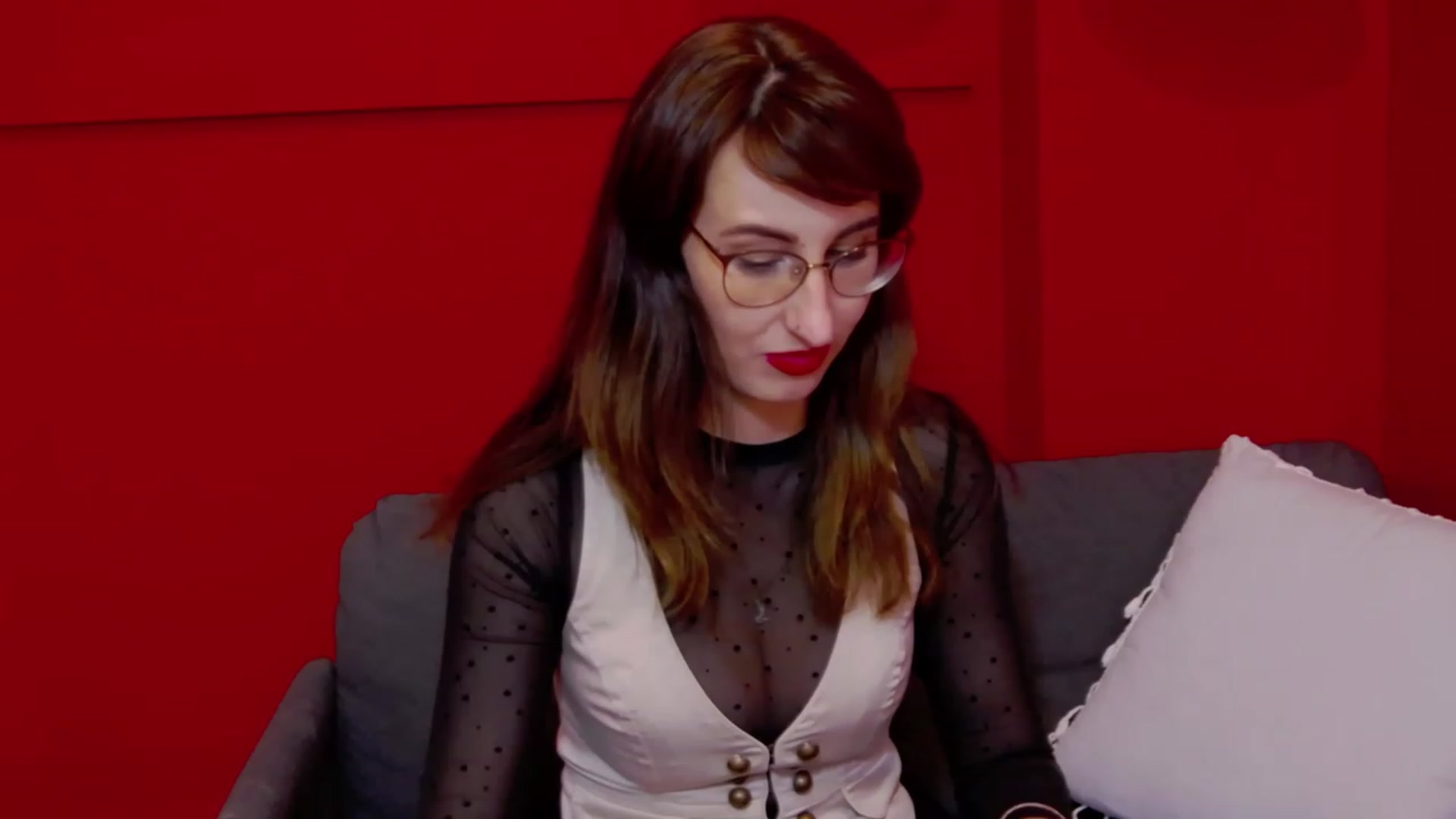 Gallery image thumbnail from LysAddiction's myfreecams stream on, 05/31/2023, 17:09 image 16 of 20