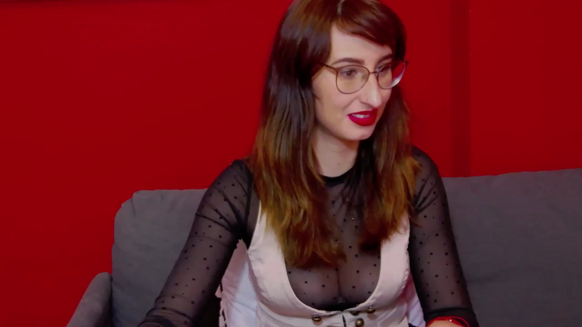 Gallery image thumbnail from LysAddiction's myfreecams stream on, 05/31/2023, 17:09 image 3 of 20