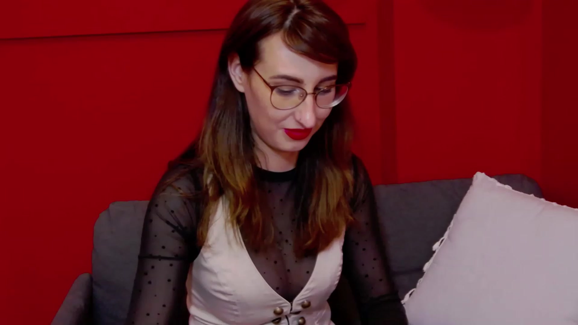 Gallery image thumbnail from LysAddiction's myfreecams stream on, 05/31/2023, 17:09 image 14 of 20