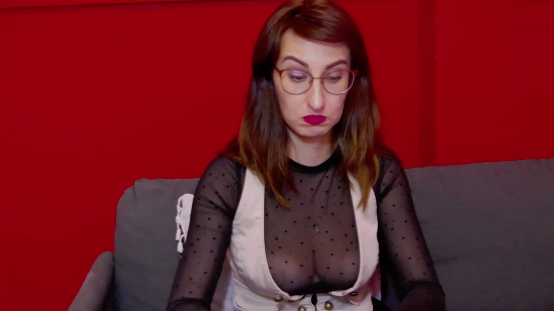 Gallery image thumbnail from LysAddiction's myfreecams stream on, 05/31/2023, 19:01 image 8 of 20