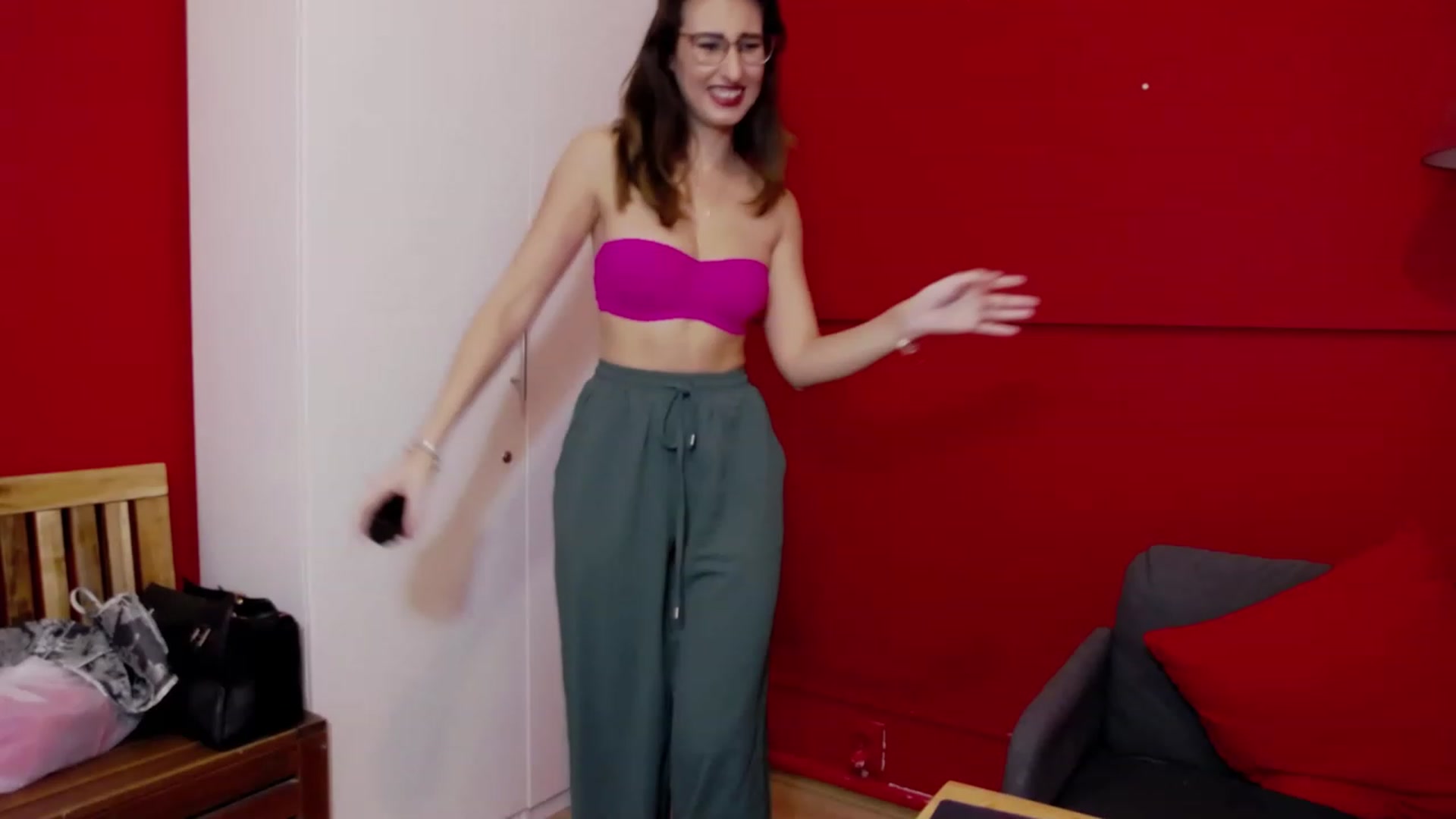 Gallery image thumbnail from LysAddiction's myfreecams stream on, 06/03/2023, 18:31 image 7 of 20