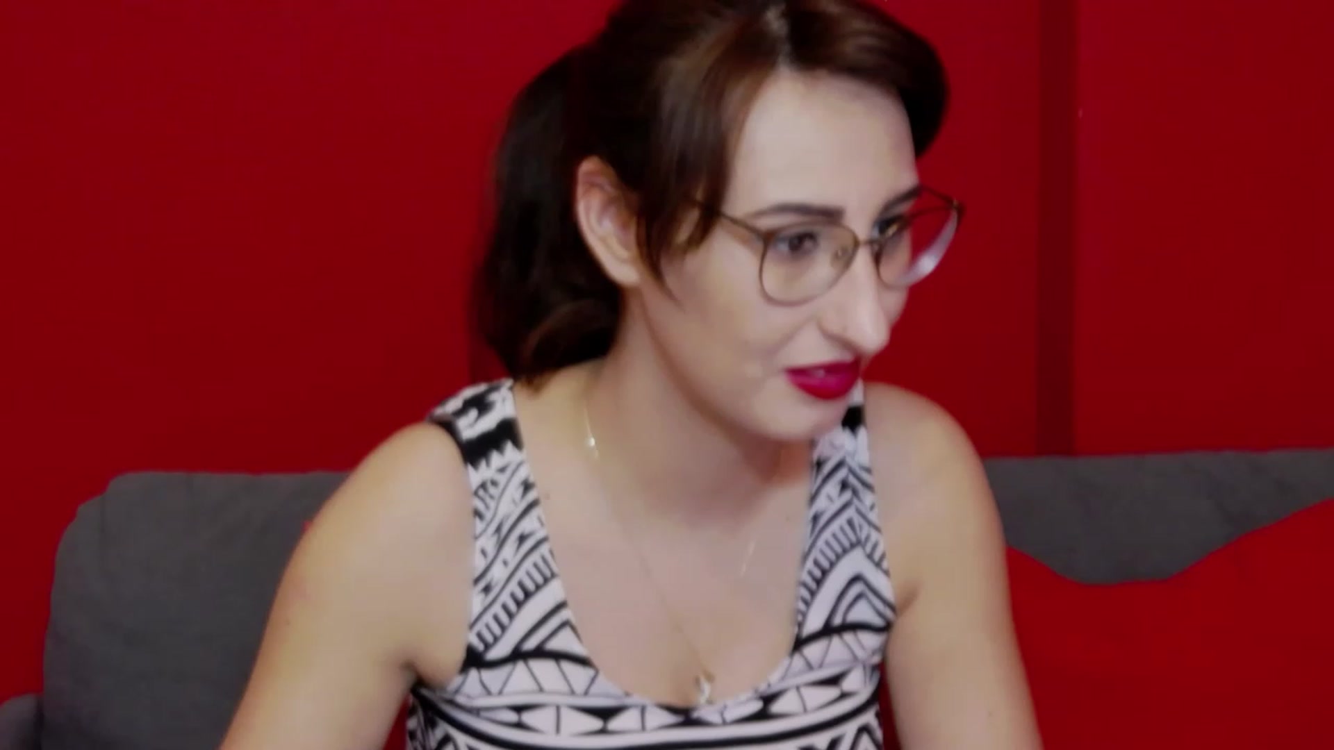 Gallery image thumbnail from LysAddiction's myfreecams stream on, 06/06/2023, 17:39 image 9 of 20