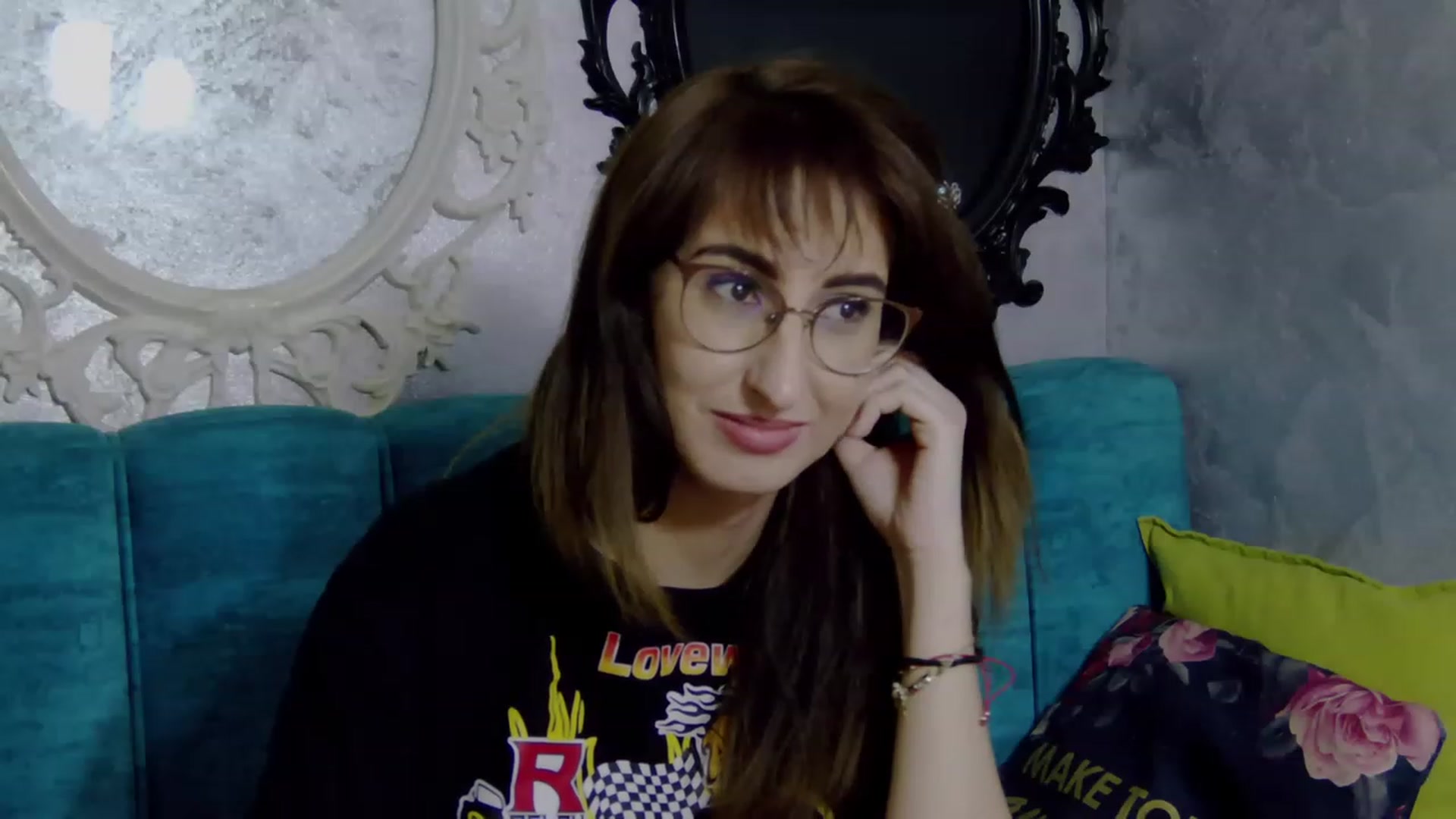 Gallery image thumbnail from LysAddiction's myfreecams stream on, 06/09/2023, 18:12 image 6 of 20