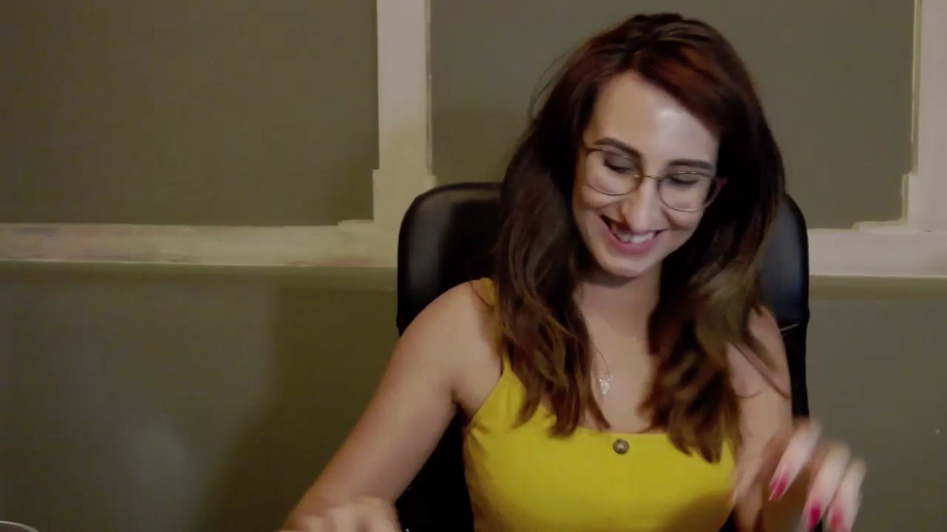 Gallery image thumbnail from LysAddiction's myfreecams stream on, 07/20/2023, 19:22 image 19 of 20