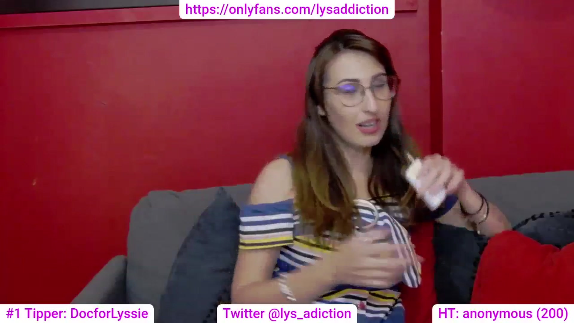 Gallery image thumbnail from LysAddiction's myfreecams stream on, 08/05/2023, 17:25 image 12 of 20